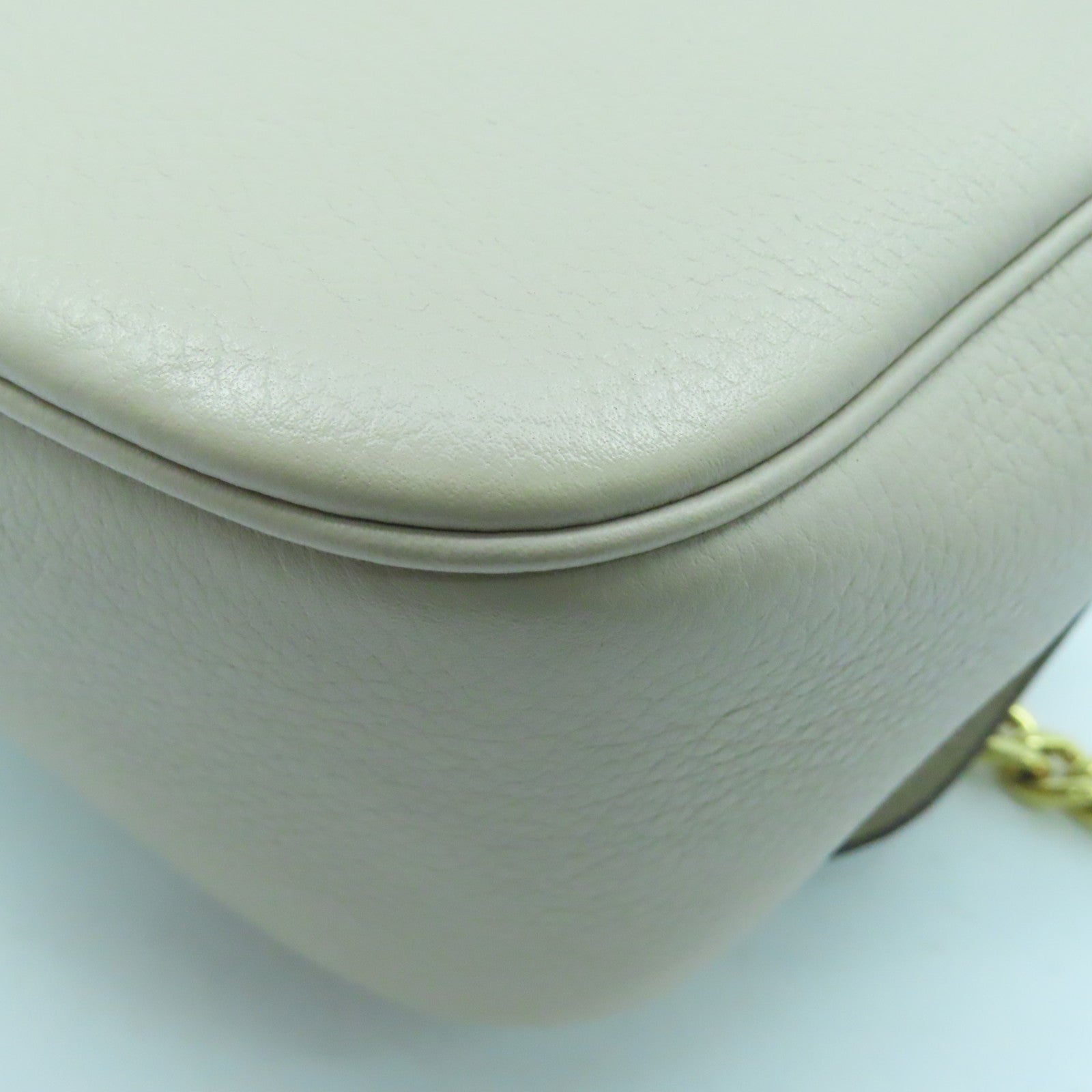 LOUIS VUITTON Leather Lockme Tender Gold Buckle Shoulder Bag Beige
