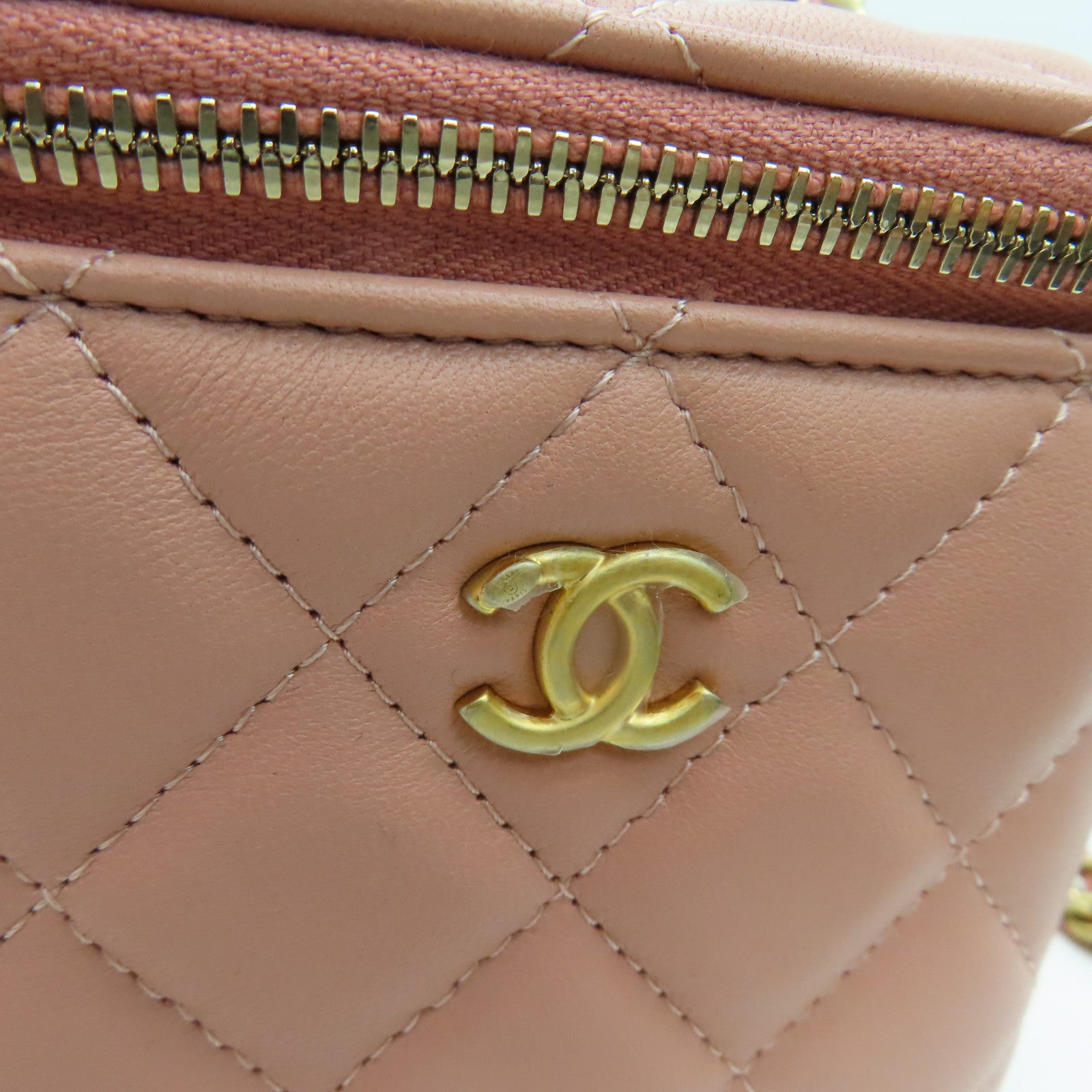 CHANEL 菱格羊皮皮革Chain Shoulder金扣链带肩背袋粉红色