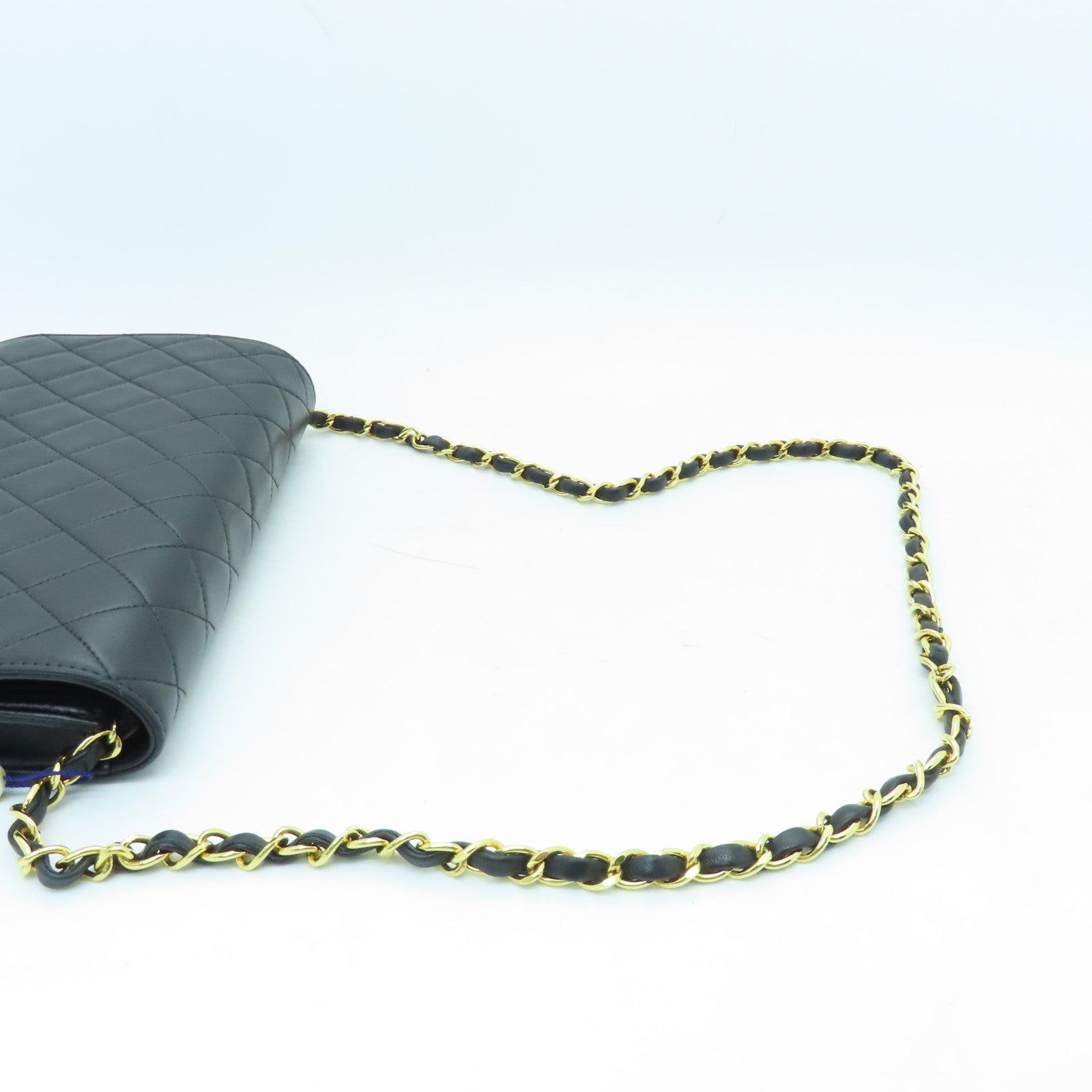 CHANEL rhombic sheepskin leather Chain Shoulder gold buckle chain shoulder bag black
