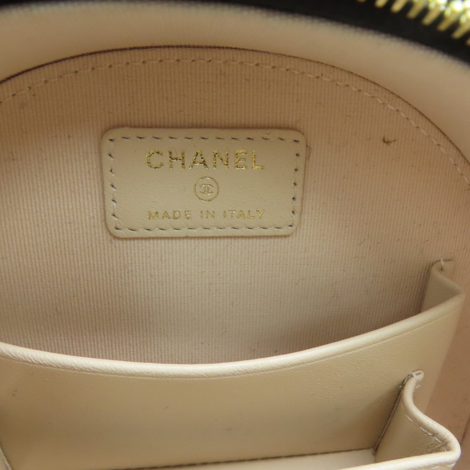 CHANEL 菱格羊皮皮革Chain Shoulder金扣鏈帶肩背袋黑色