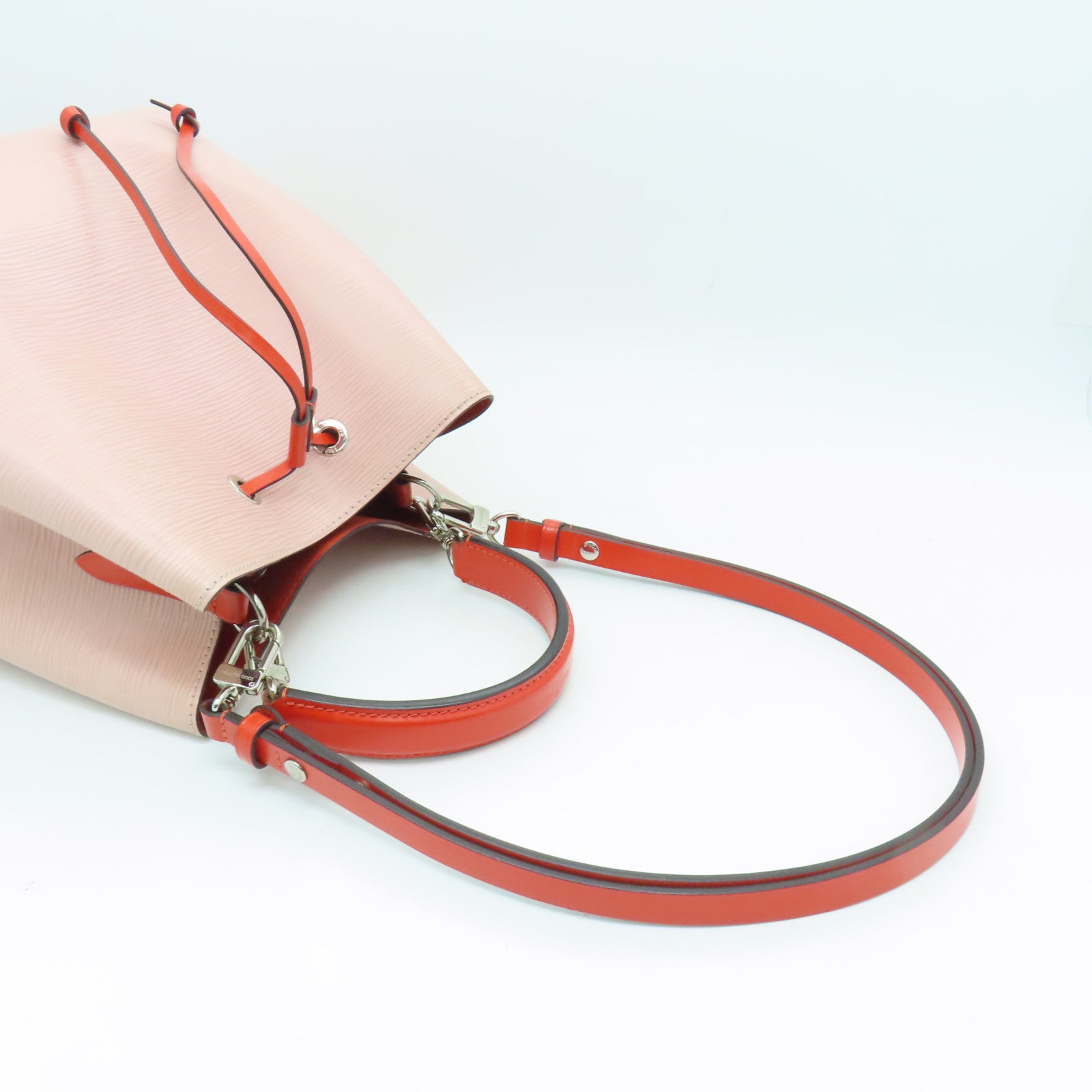 LOUIS VUITTON Epi NeoNoe MM金扣肩背袋粉红色