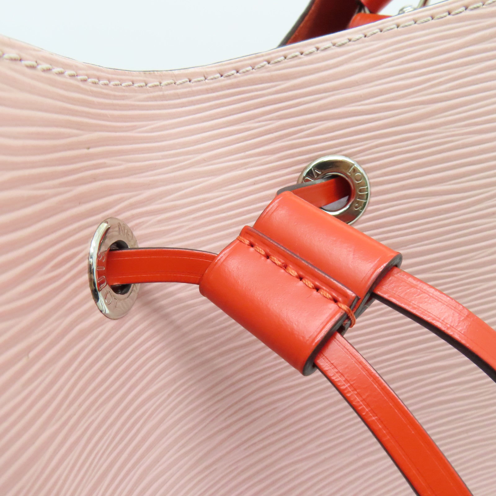 LOUIS VUITTON Epi NeoNoe MM金扣肩背袋粉红色