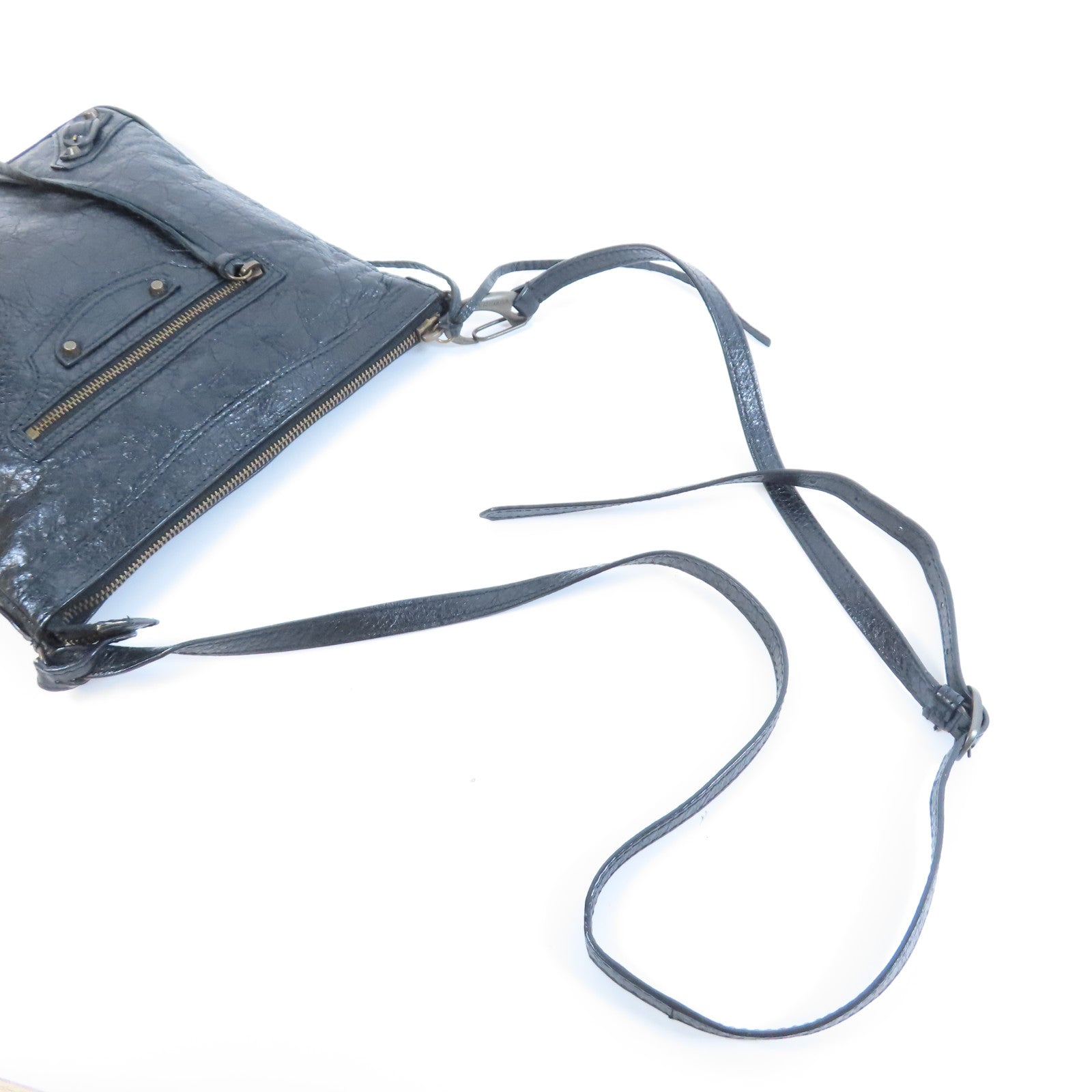 BALENCIAGA 皮革Classic Flat Crossbody Bag金扣肩背袋黑色