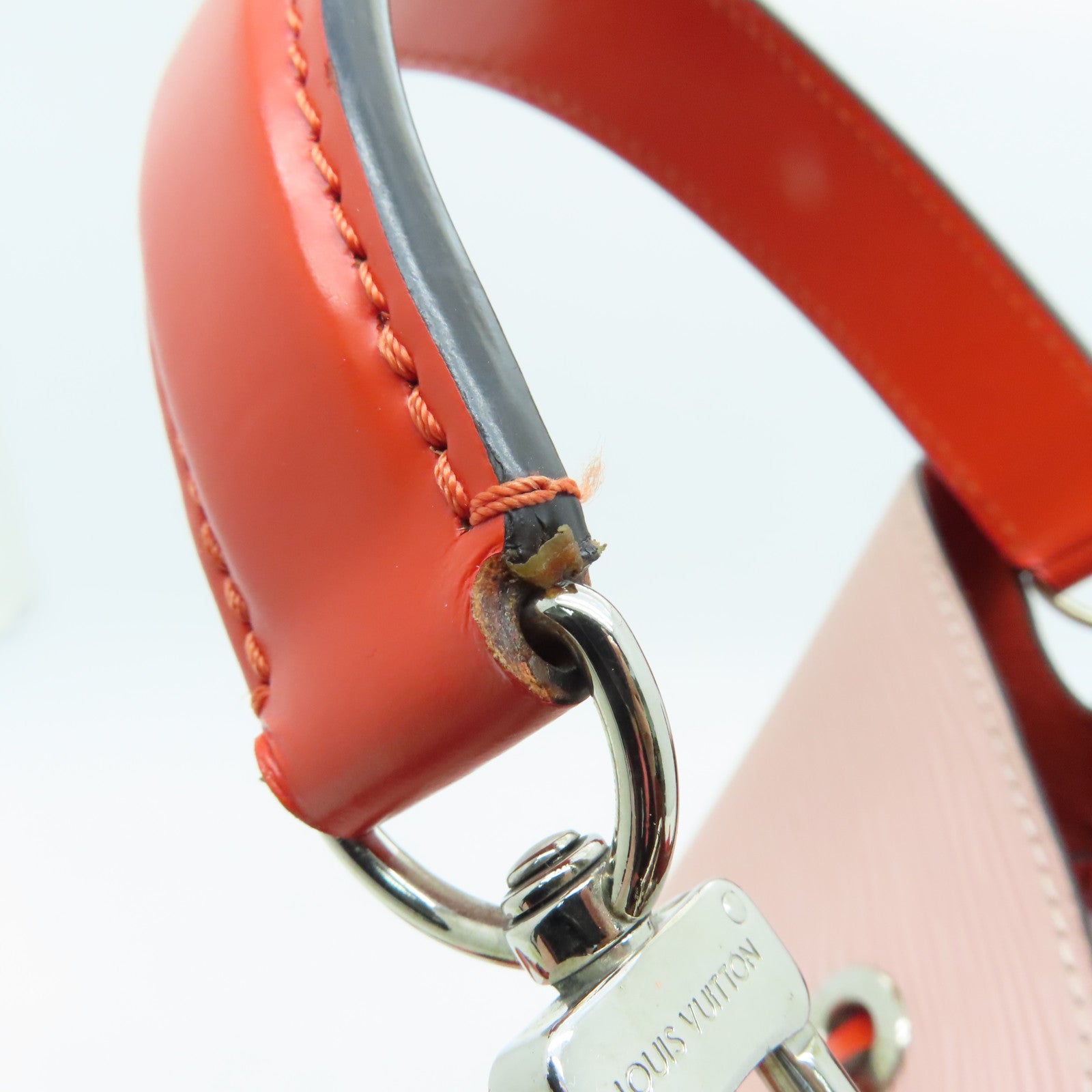 LOUIS VUITTON Epi NeoNoe MM金扣肩背袋粉红色