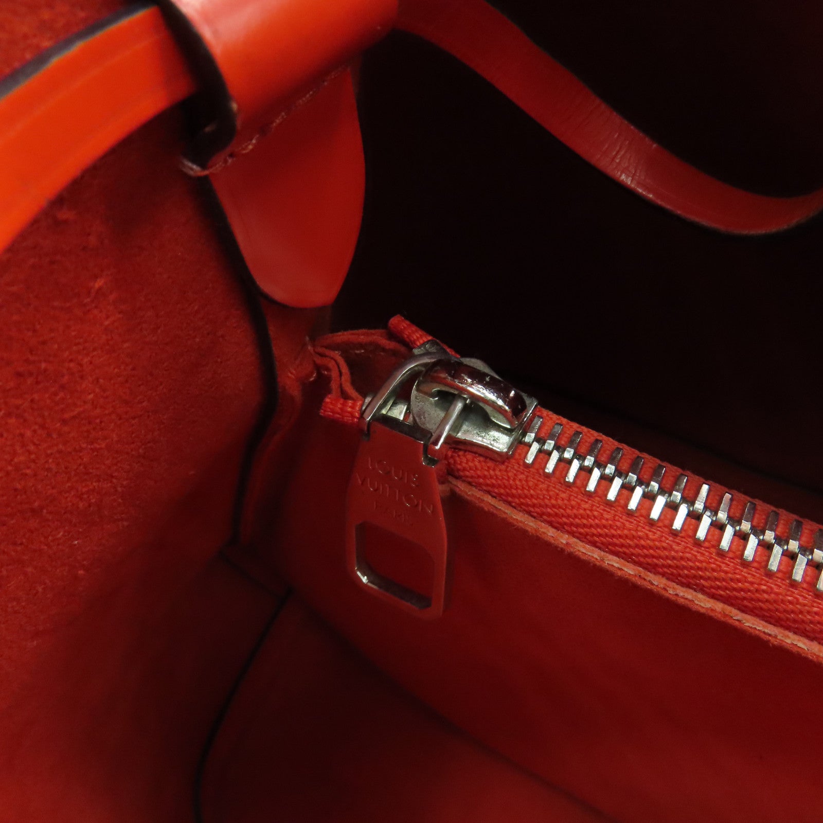 LOUIS VUITTON Epi NeoNoe MM金扣肩背袋粉红色