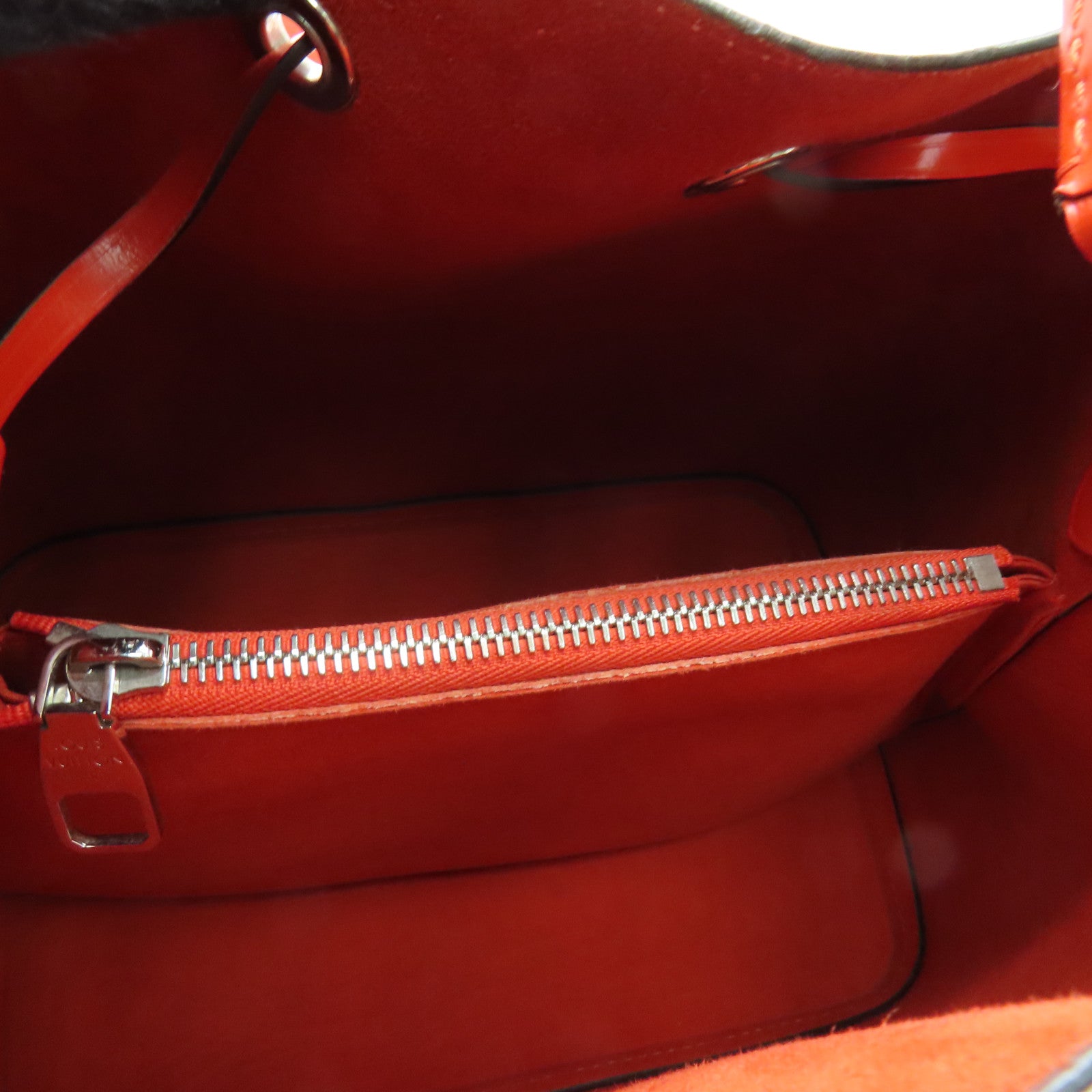 LOUIS VUITTON Epi NeoNoe MM金扣肩背袋粉红色