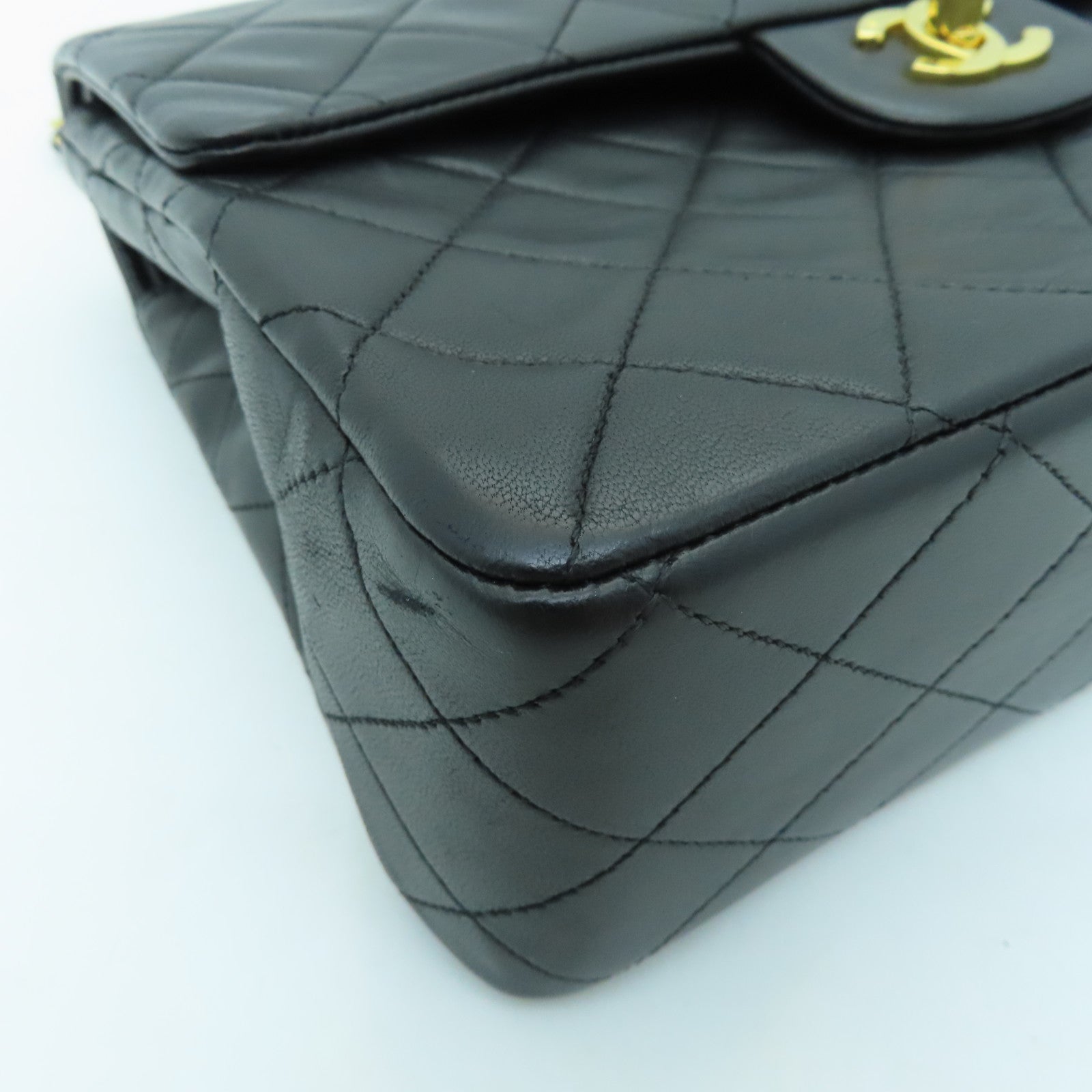CHANEL Rhombus Sheepskin Leather Chain Shoulder Gold Buckle Hand Chain Belt Shoulder Bag Black