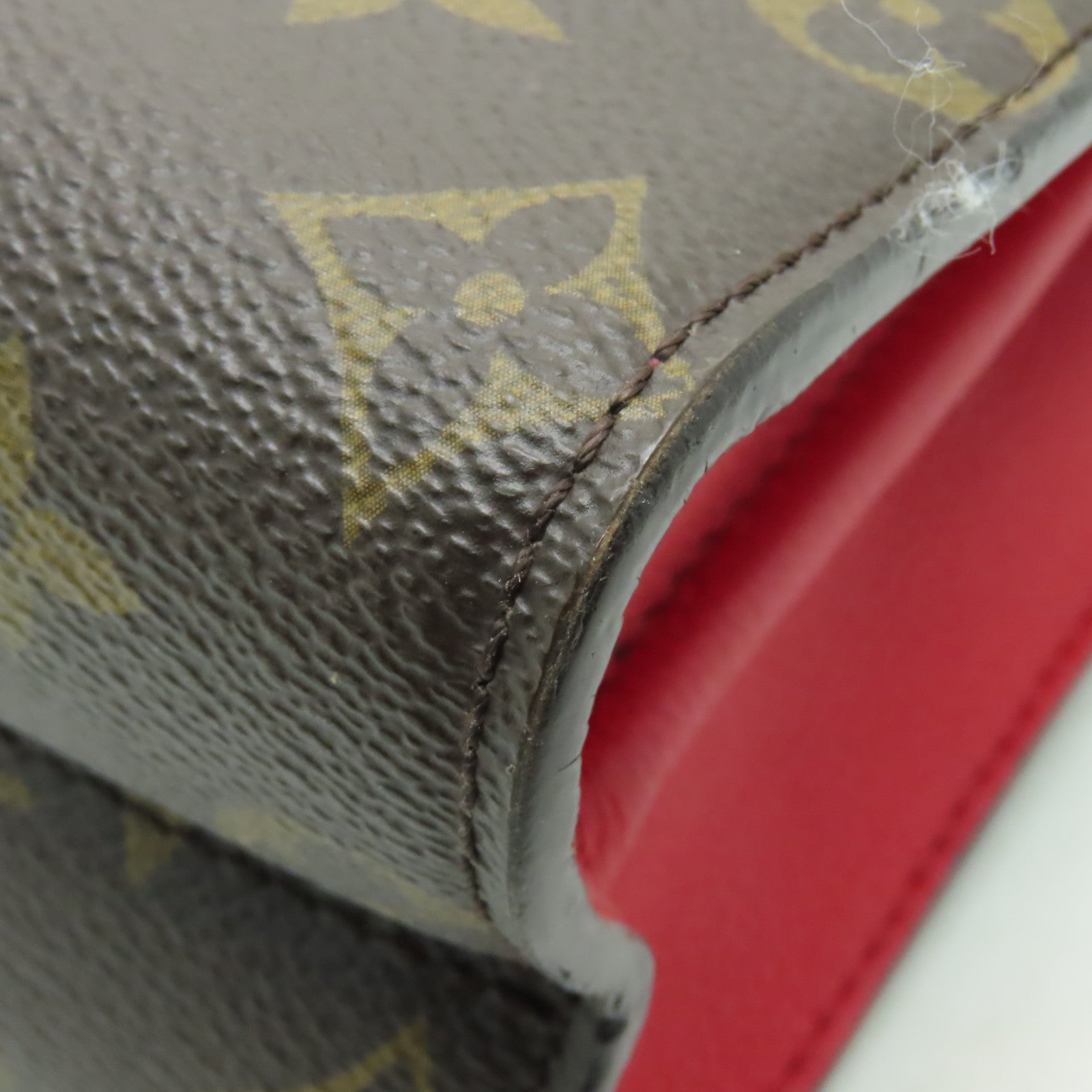 LOUIS VUITTON Monogram Victoire金扣鏈帶肩背袋啡色/紅色