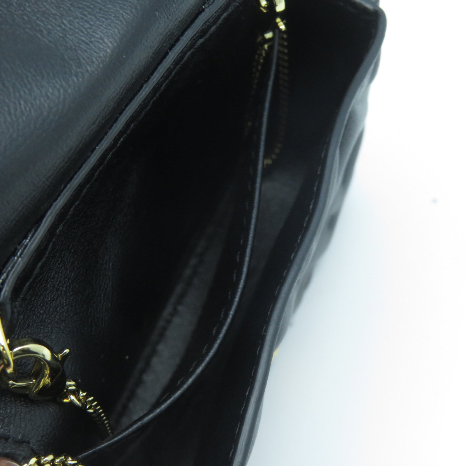 FENDI 牛皮皮革Card Case With Chain金扣鏈帶卡片套黑色
