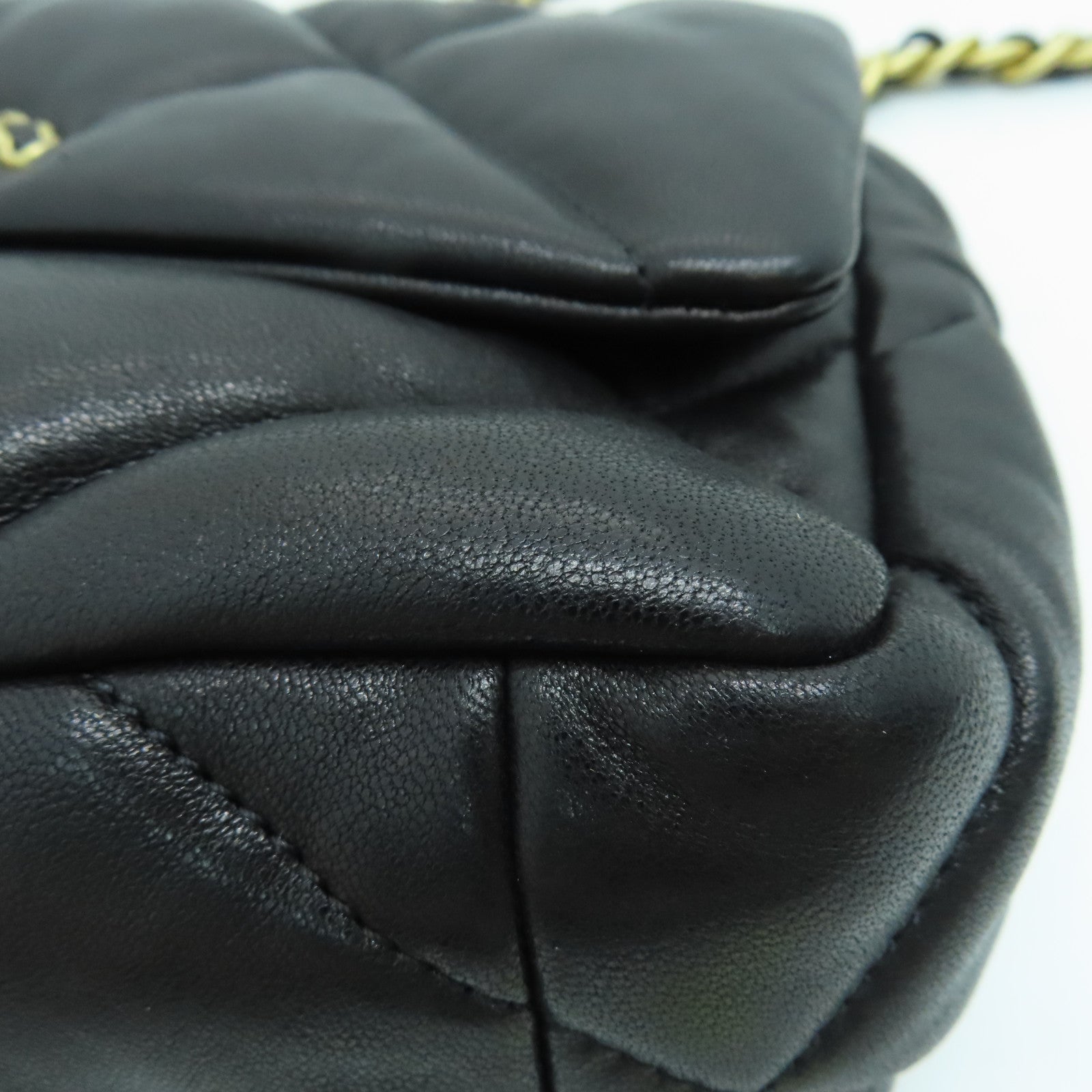 CHANEL 菱格羊皮皮革Chain Shoulder金扣手挽肩背两用袋黑色