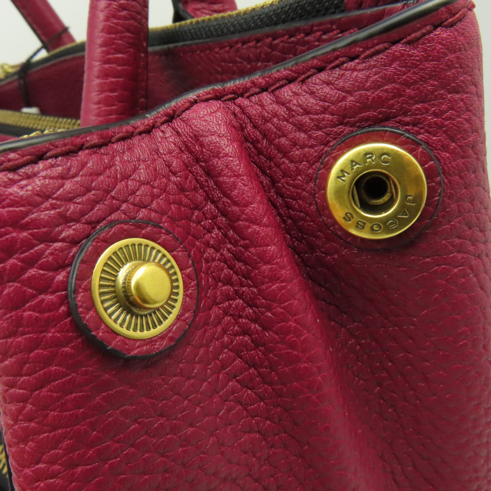 MARC JACOBS 牛皮皮革2 Way Shoulder Bag金扣手挽肩背兩用袋酒紅色