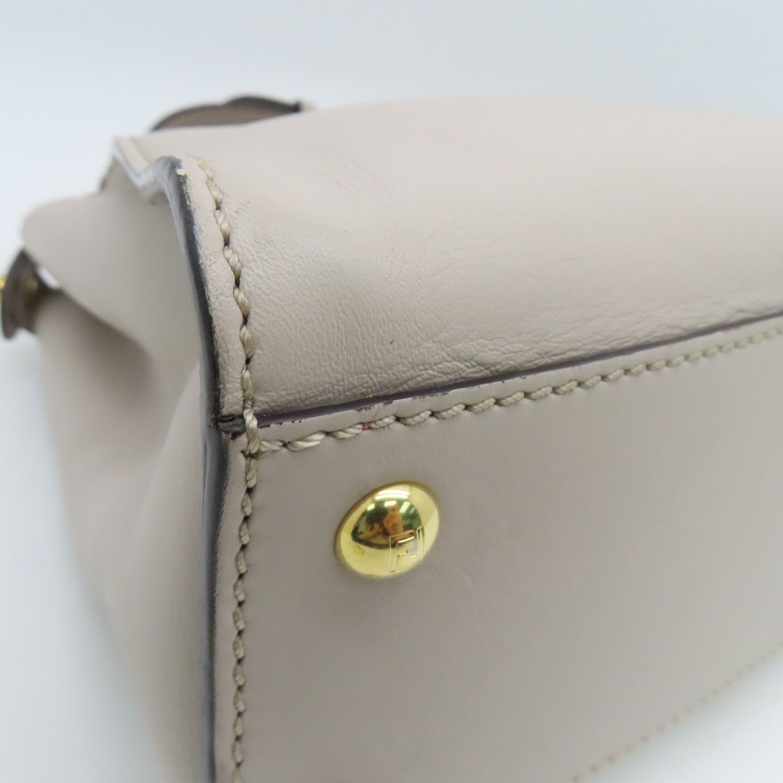 FENDI 【激減優惠】牛皮皮革Peekaboo金扣手挽肩背兩用袋米色
