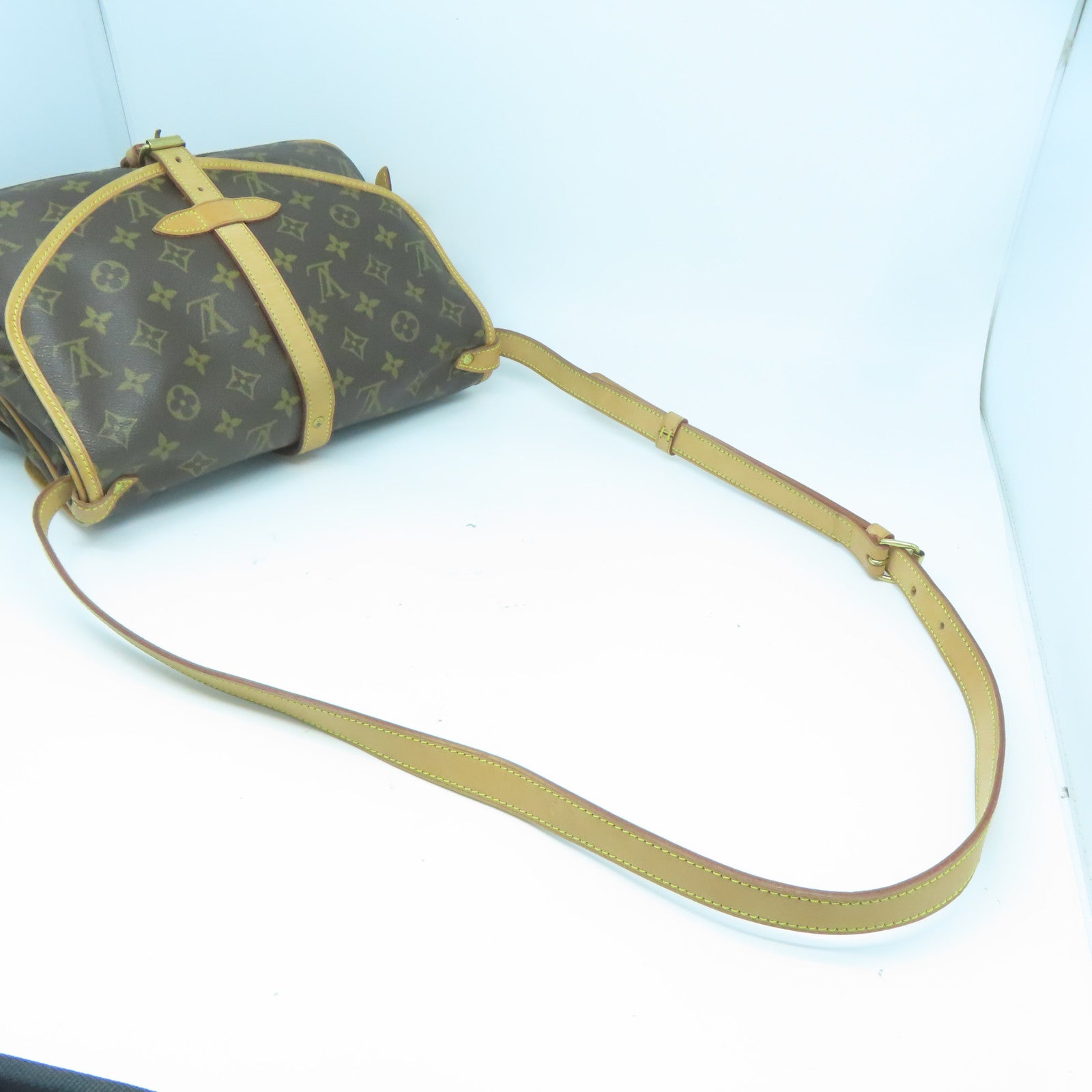 LOUIS VUITTON Monogram Saumur 30金扣肩背袋啡色