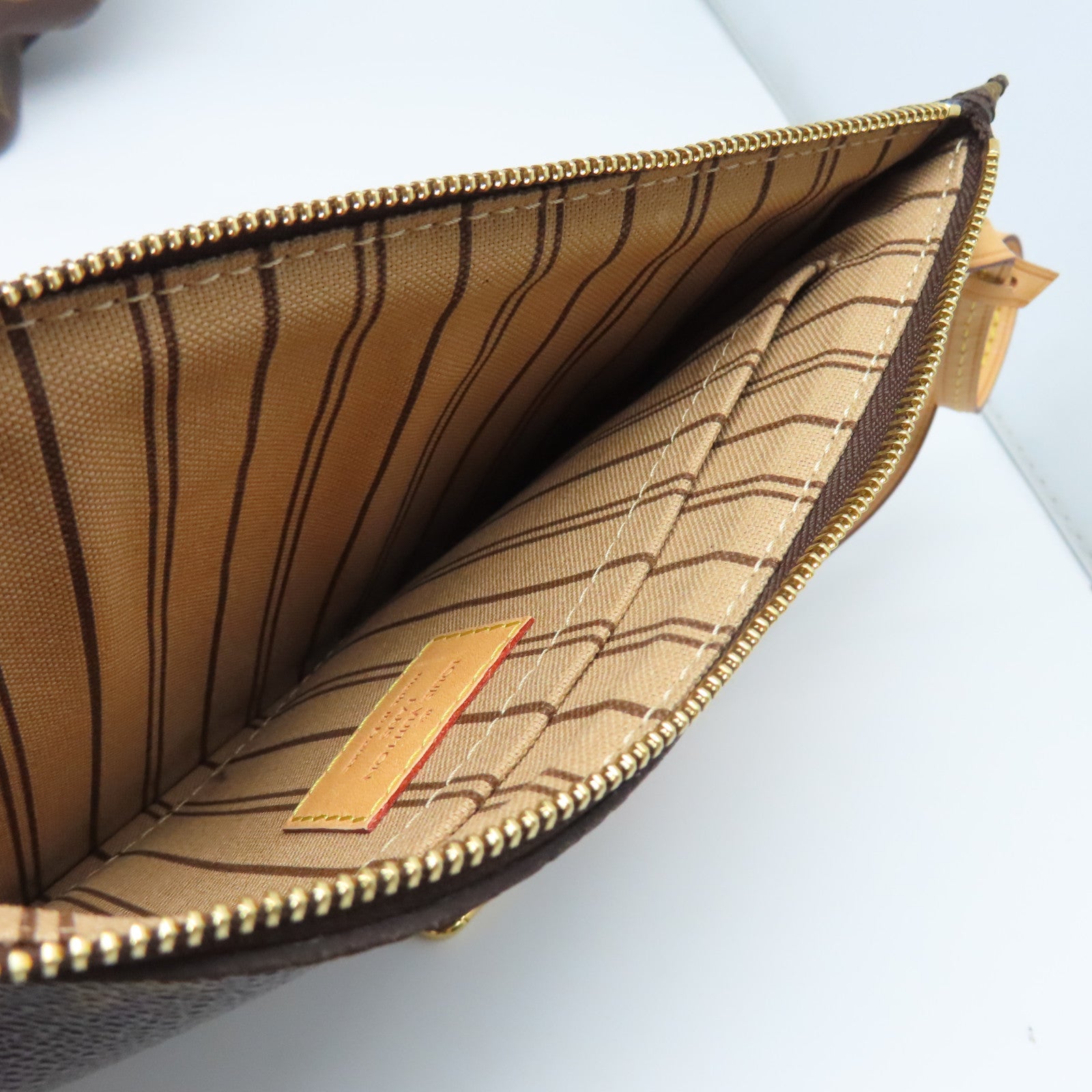 LOUIS VUITTON Monogram Neverfull金扣手挽袋棕色