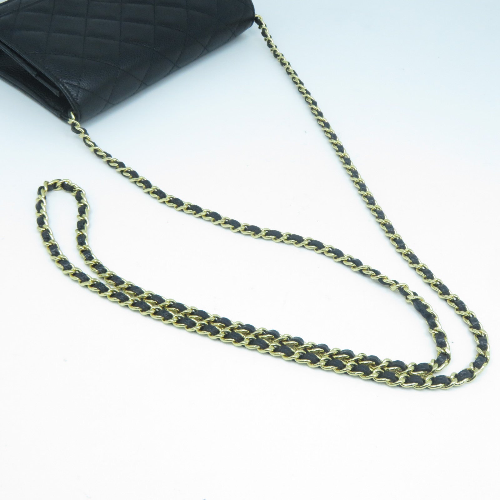 CHANEL 菱格Caviar皮革Wallet On Chain金扣鏈帶肩背袋黑色