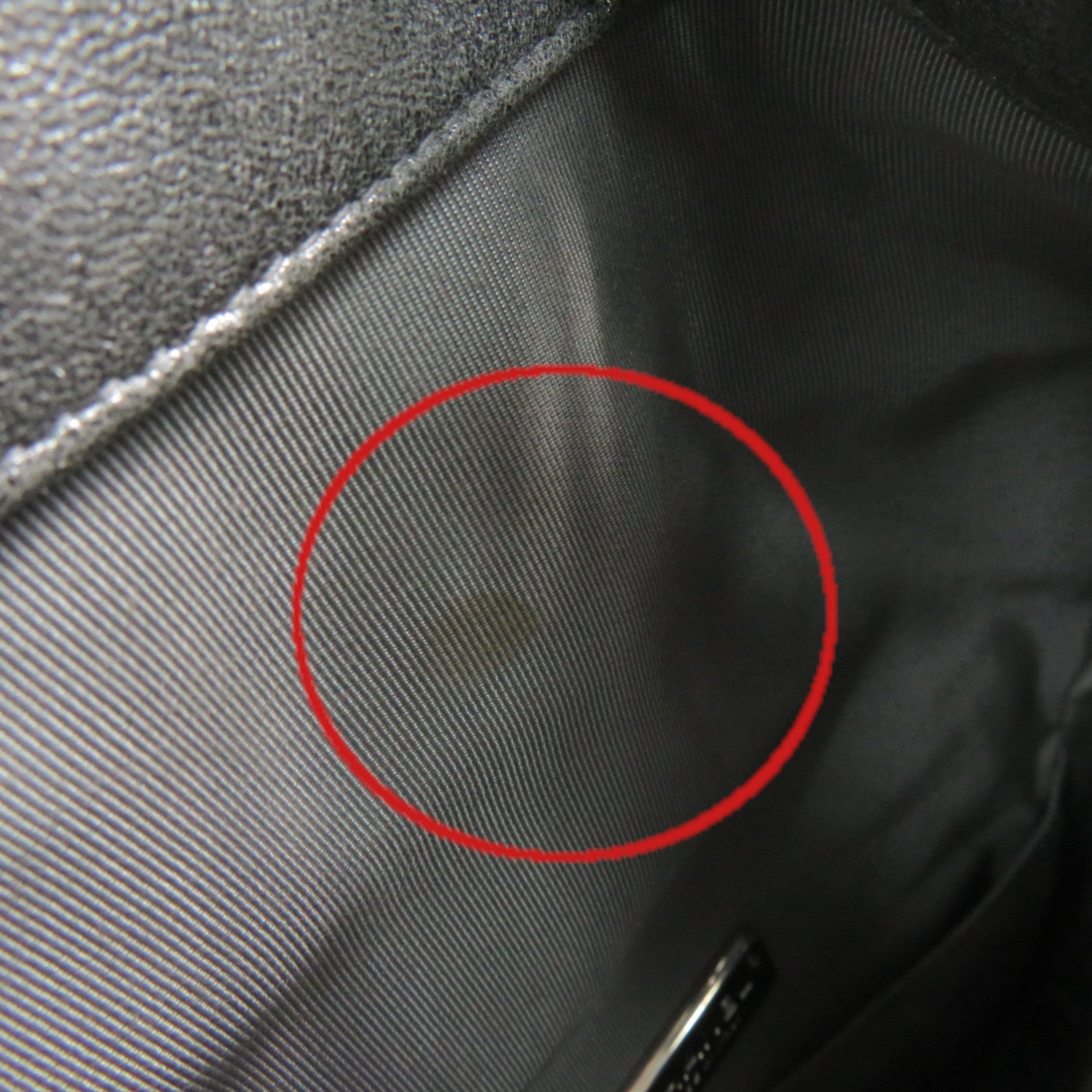 CHANEL 菱格牛皮皮革Backpack銀扣鏈帶背包銀色
