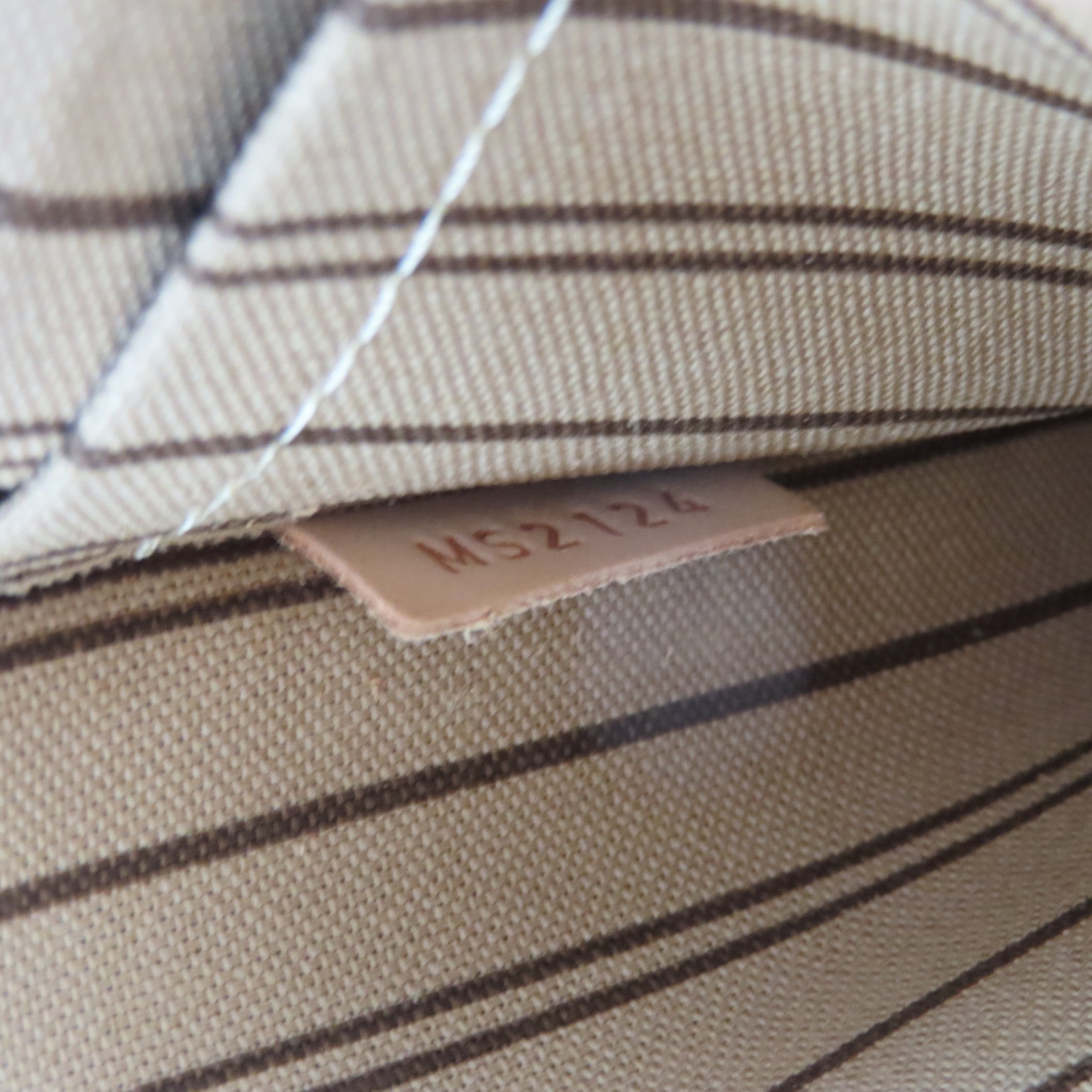 LOUIS VUITTON Monogram Neverfull金扣手挽袋棕色