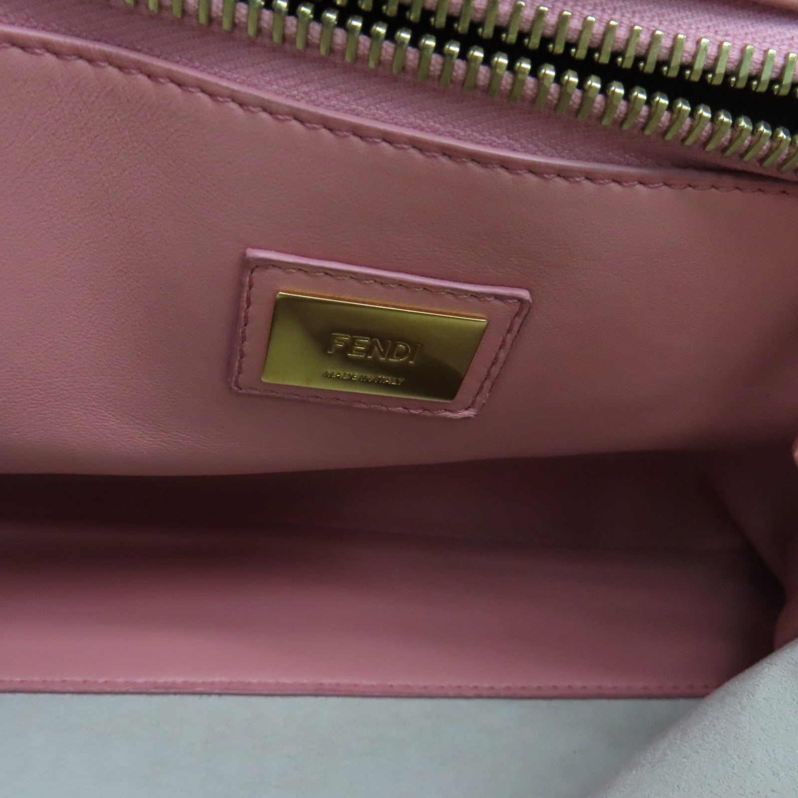 FENDI 【激減優惠】牛皮皮革Peekaboo金扣手挽肩背兩用袋米色