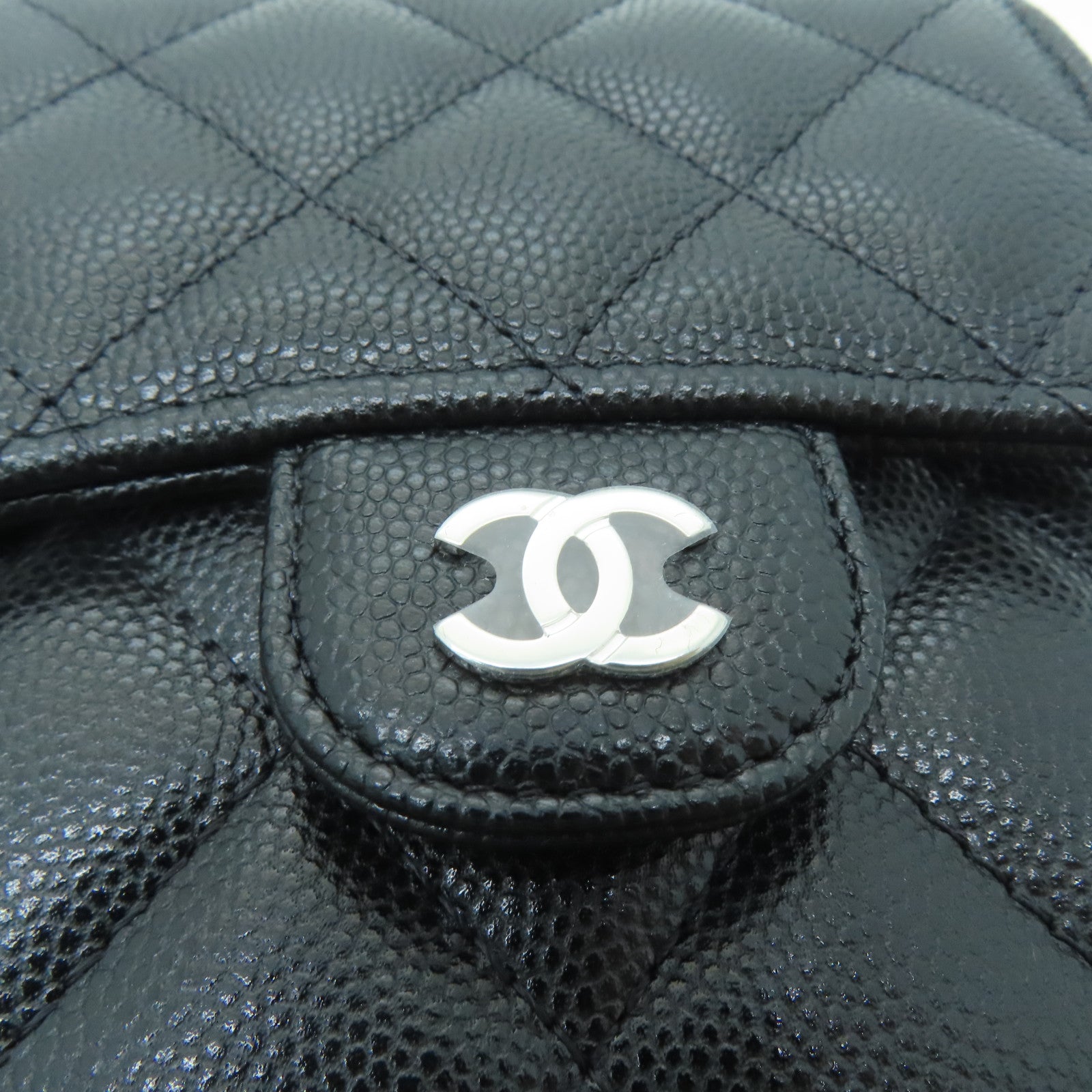CHANEL Caviar皮革Chain Shoulder銀扣鏈帶肩背袋黑色