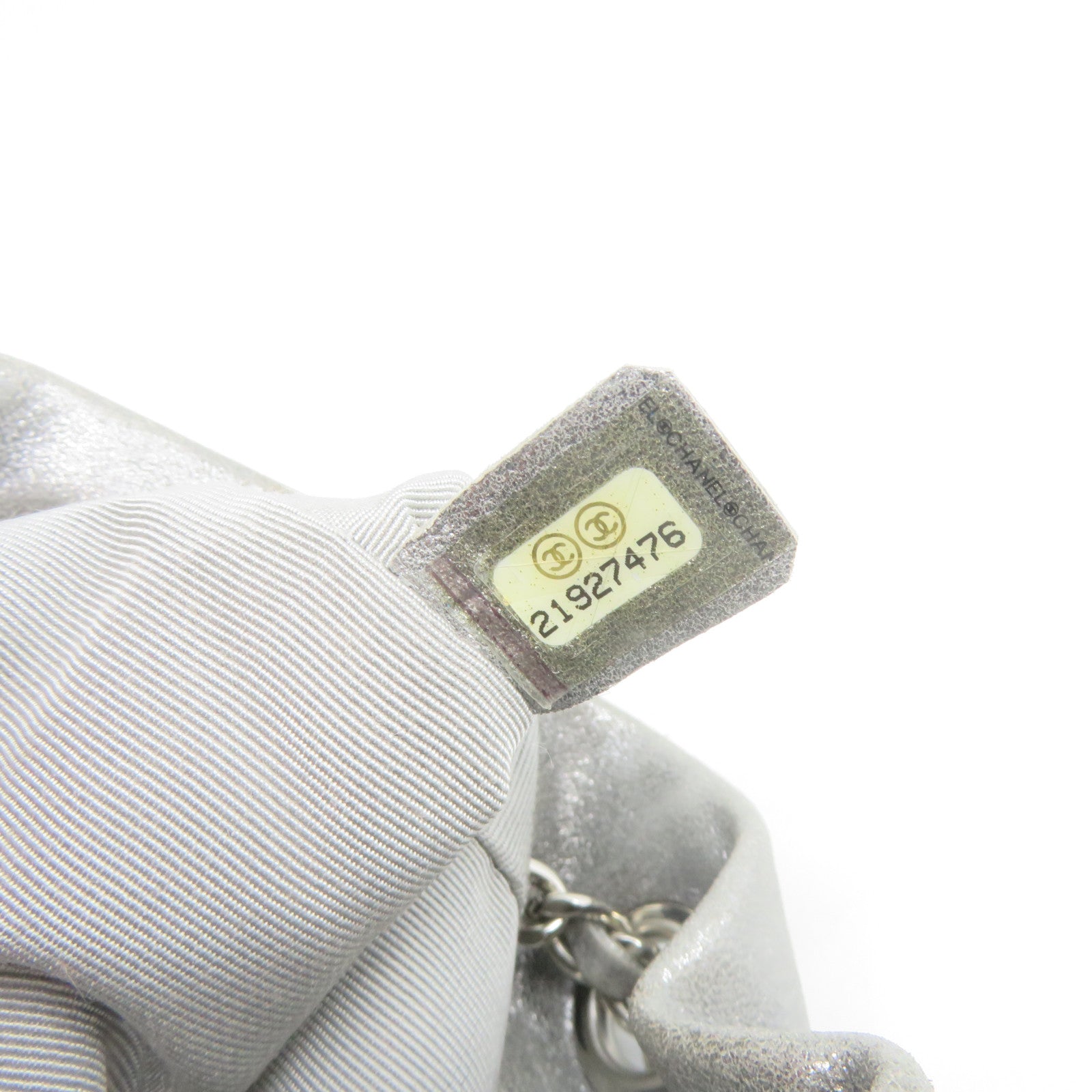 CHANEL 菱格牛皮皮革Backpack銀扣鏈帶背包銀色