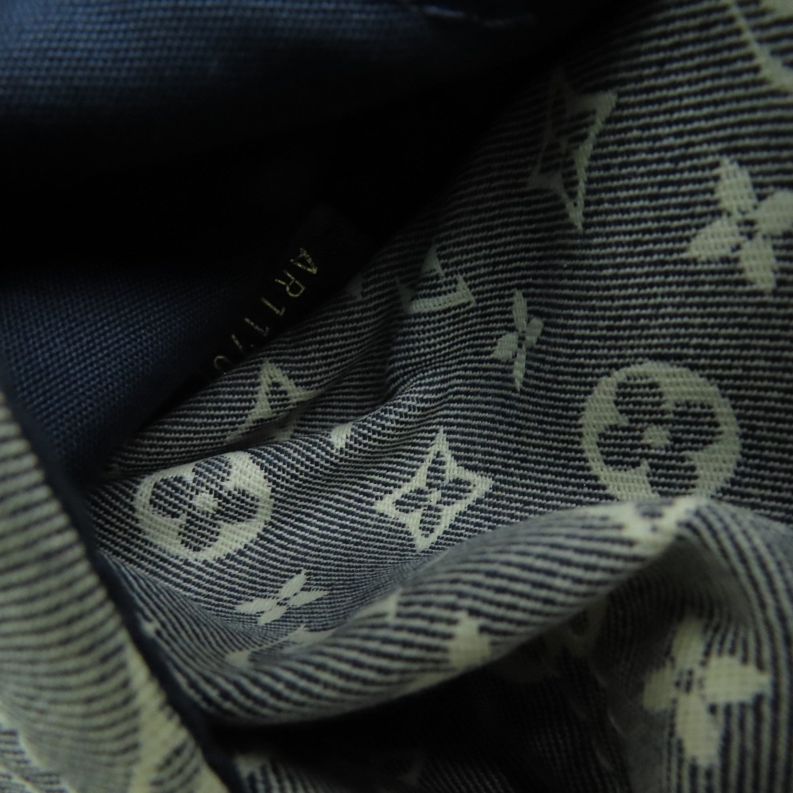 LOUIS VUITTON Monogram Mini Romance Shoulder Bag金扣肩背袋蓝色