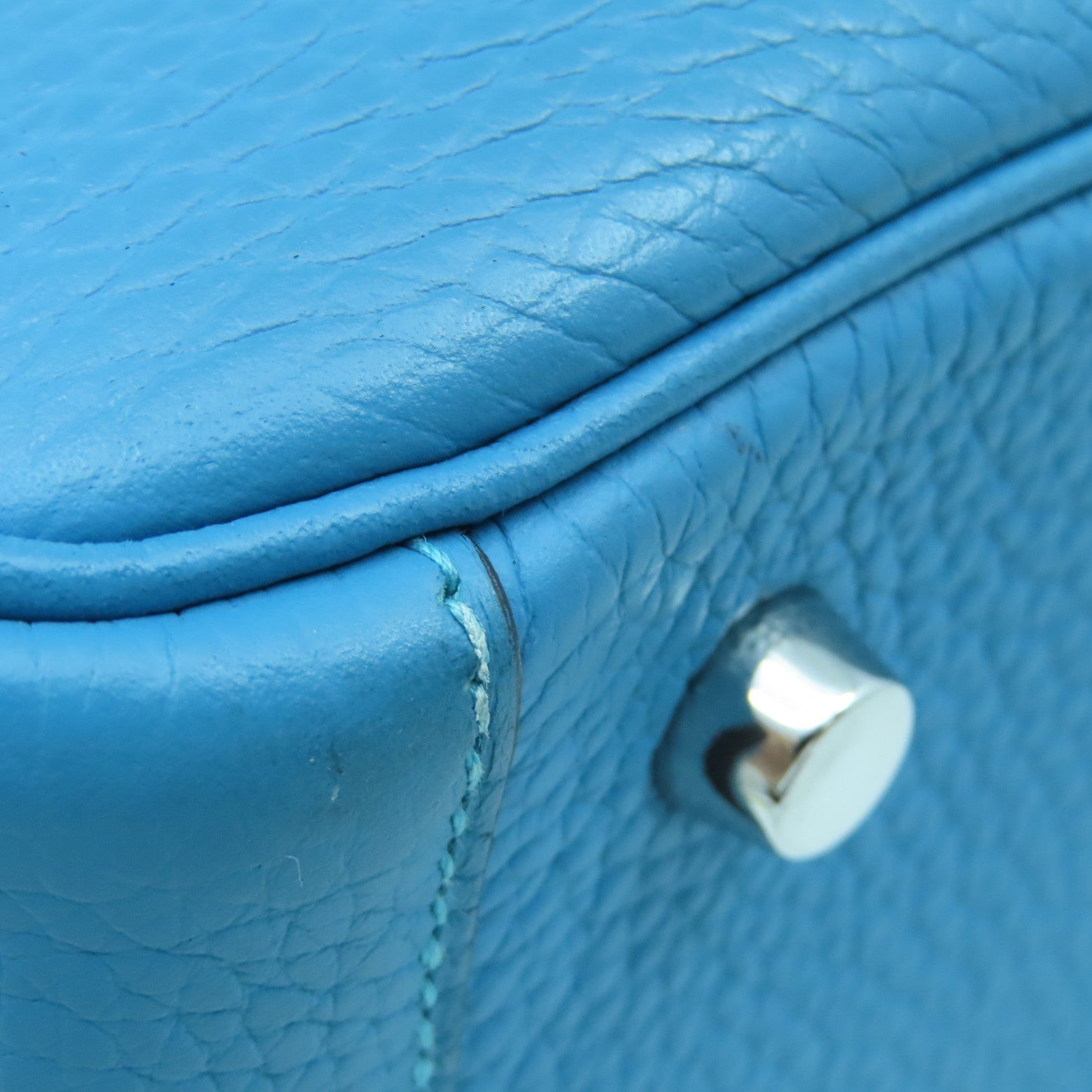 HERMES Clemence leather Lindy 26 silver buckle handle shoulder bag blue