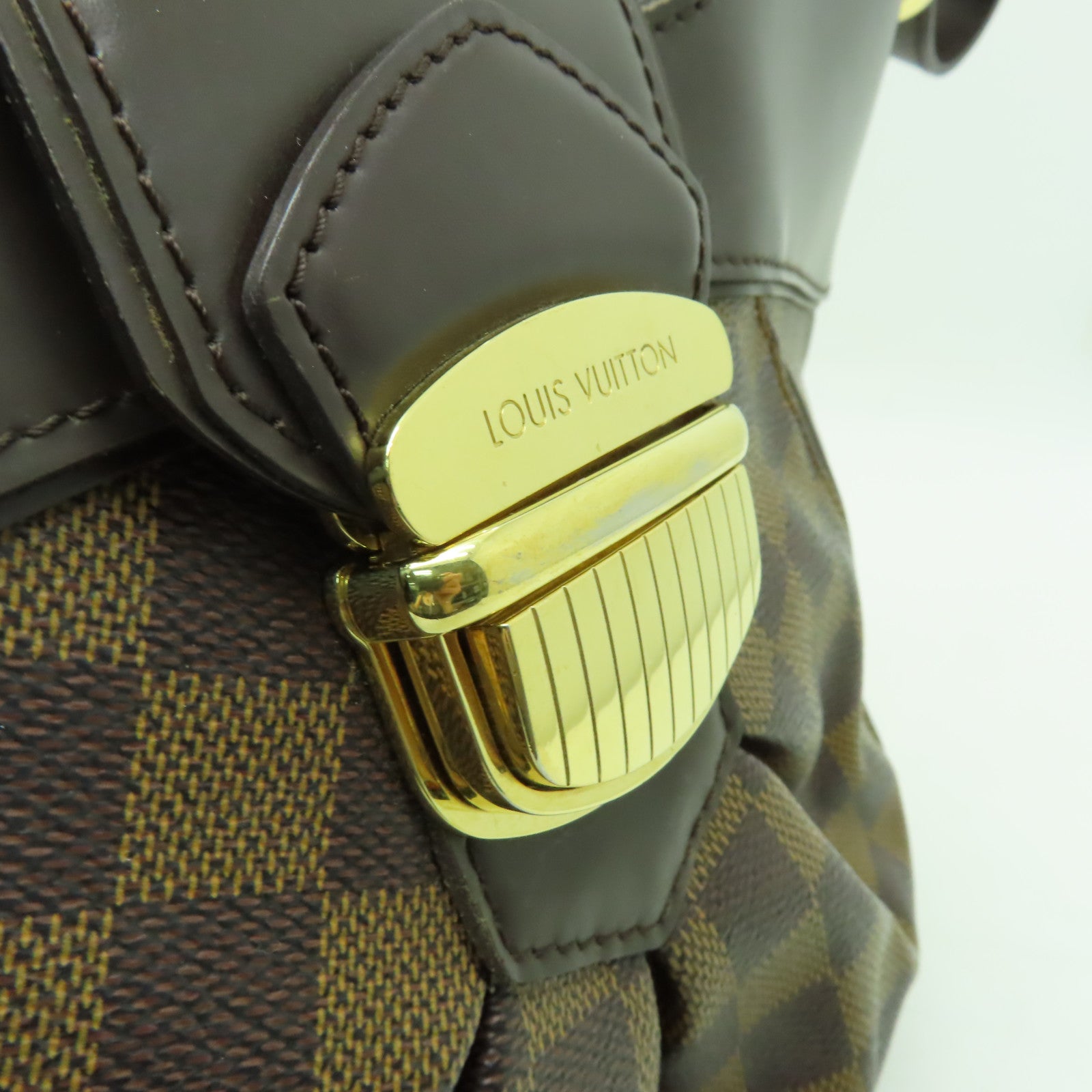 LOUIS VUITTON Damier Sistina MM金扣肩背袋棕色