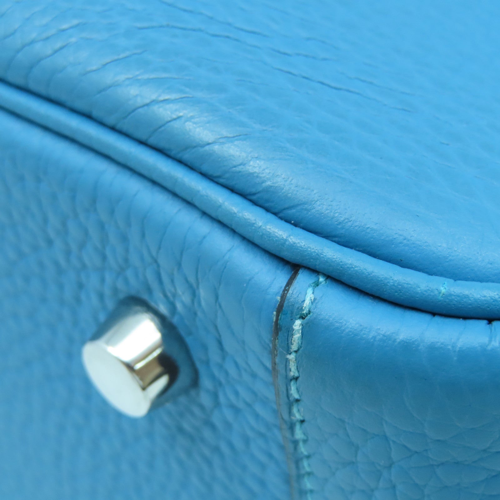 HERMES Clemence leather Lindy 26 silver buckle handle shoulder bag blue