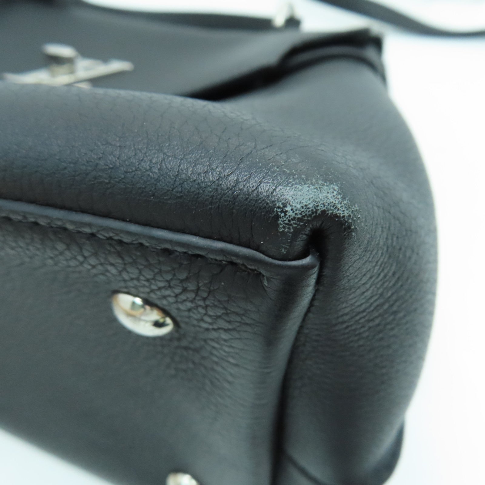 LOUIS VUITTON 牛皮皮革Lockme Ever 2 way Shoulder银扣手挽肩背两用袋黑色