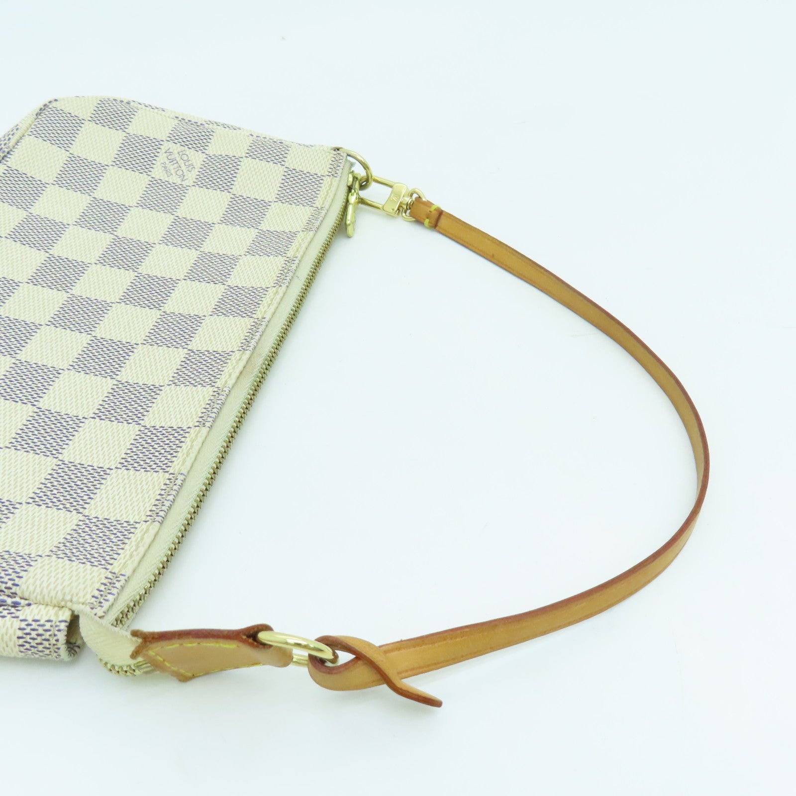 LOUIS VUITTON Damier Azur Pochette Accessories金扣手挽袋米白色