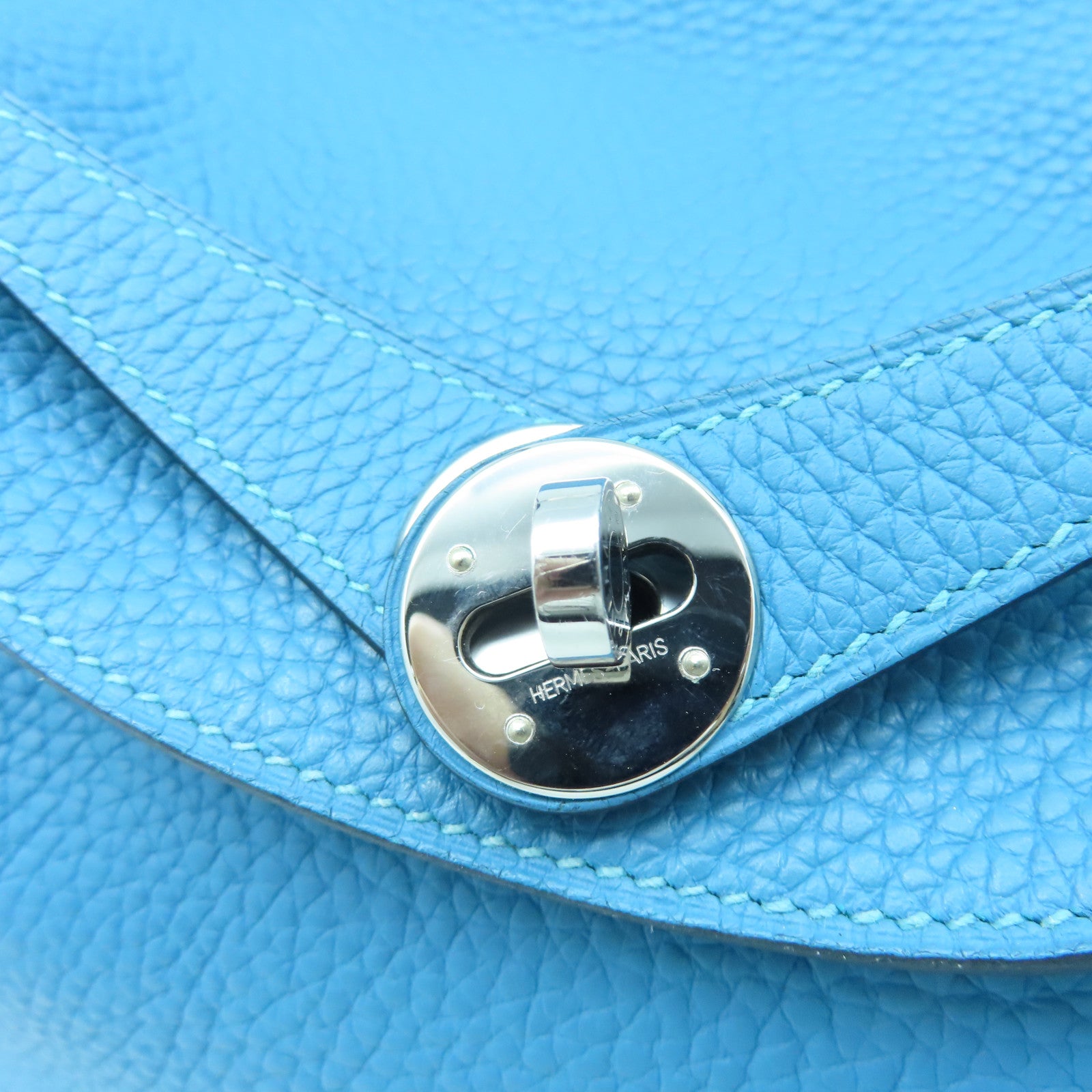 HERMES Clemence leather Lindy 26 silver buckle handle shoulder bag blue