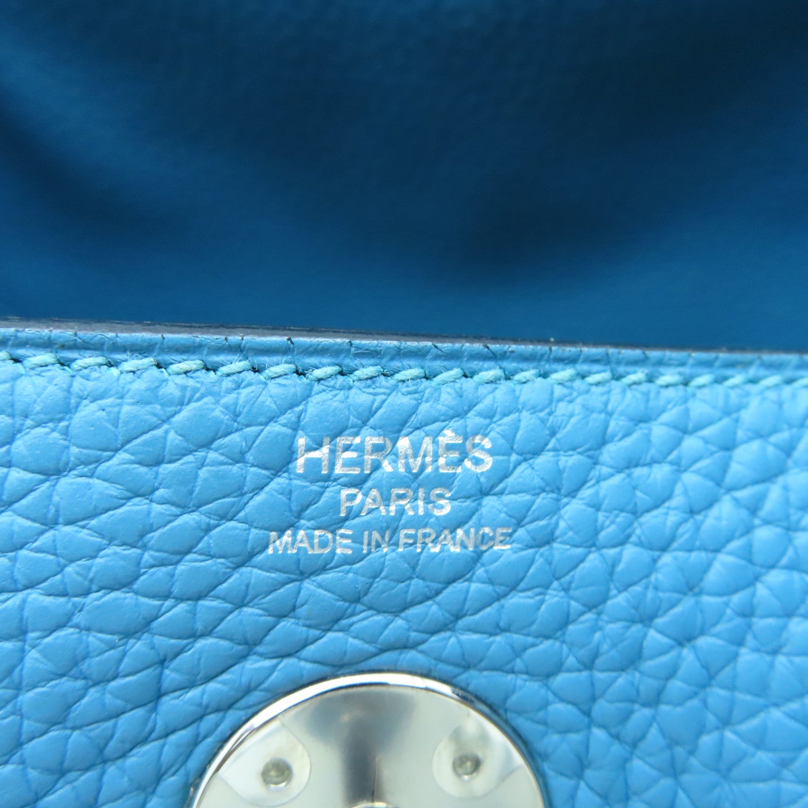 HERMES Clemence leather Lindy 26 silver buckle handle shoulder bag blue