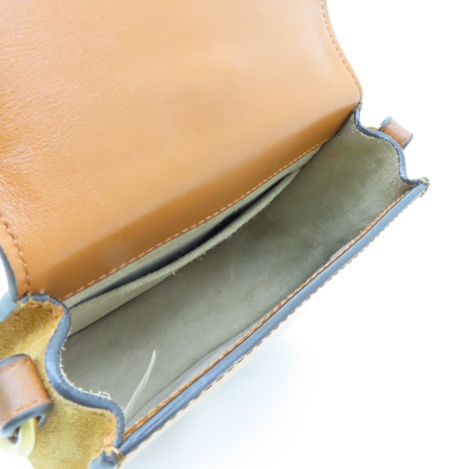 Chloe Patent Leather/Bracelet Nile Gold Buckle Handle Shoulder Bag