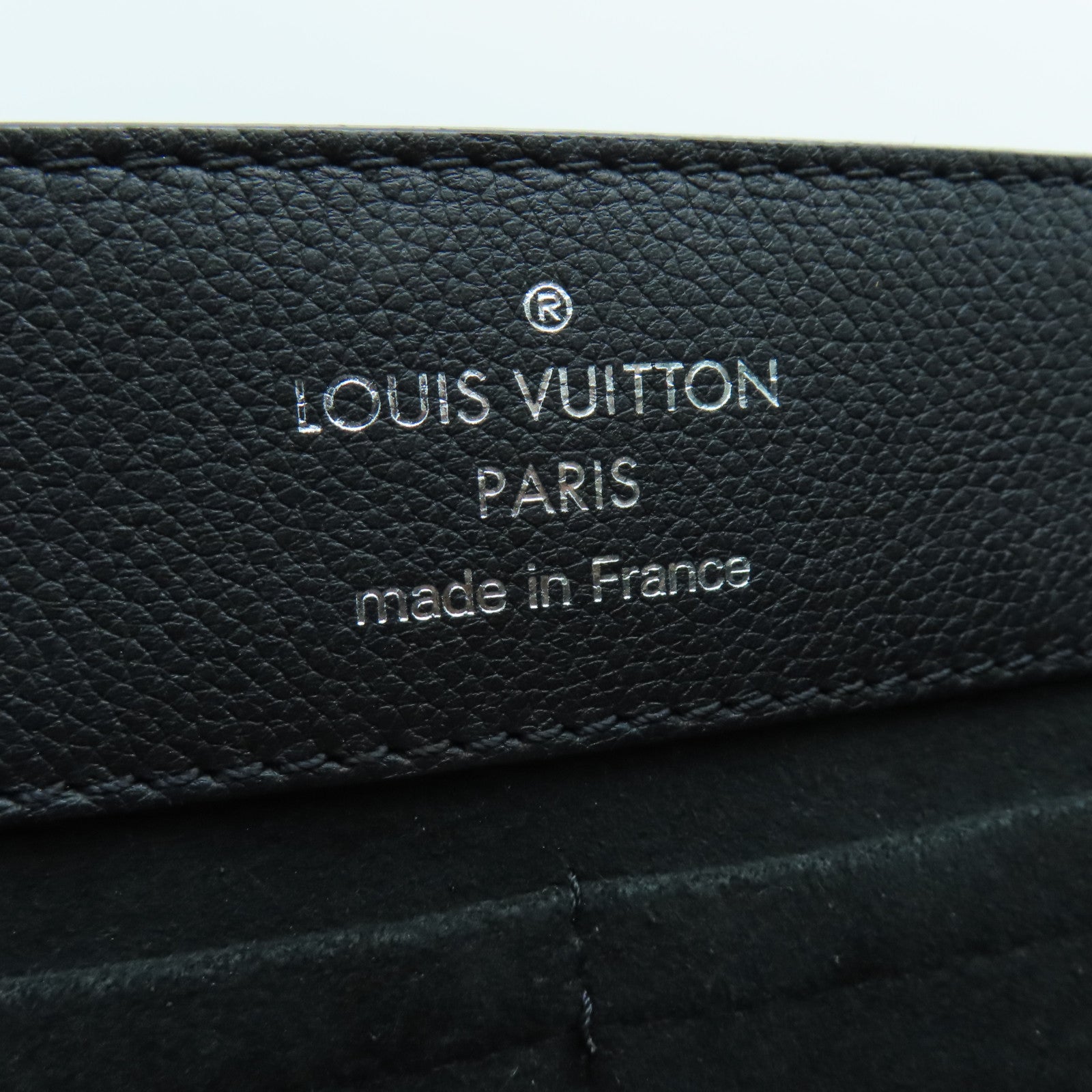 LOUIS VUITTON 牛皮皮革Lockme Ever 2 way Shoulder银扣手挽肩背两用袋黑色