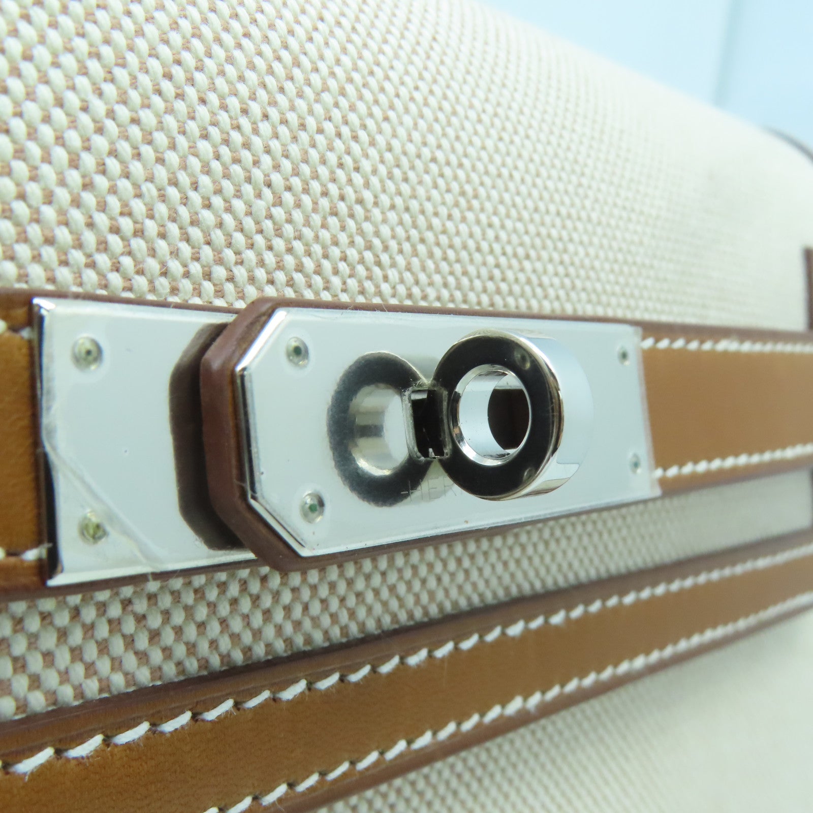 HERMES Toile帆布/Barenia皮革Kelly Depeches 25银扣手拿包白色/啡色