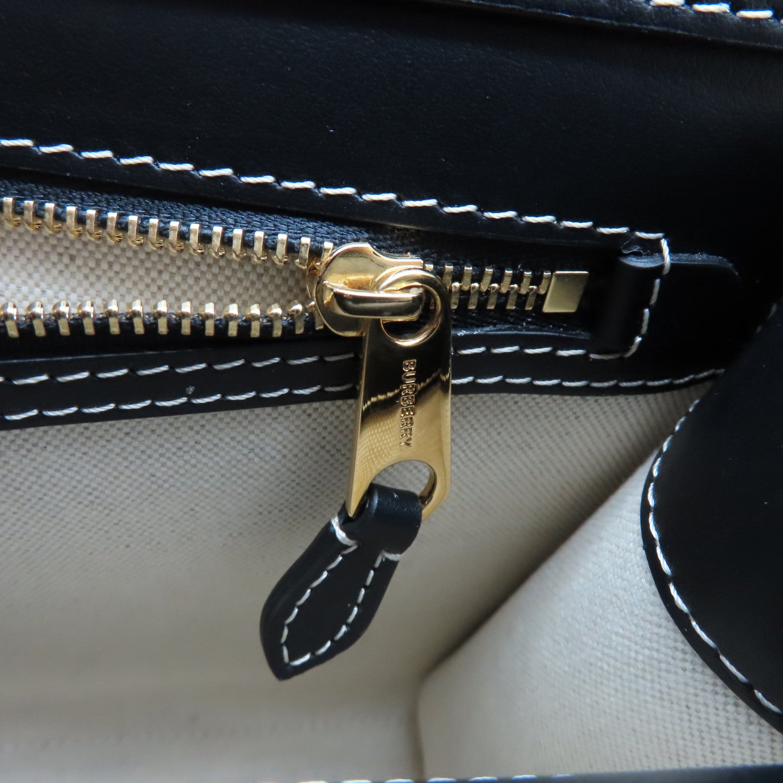 BURBERRY 帆布2 Way Shoulder金扣手挽肩背兩用袋黑色/灰色
