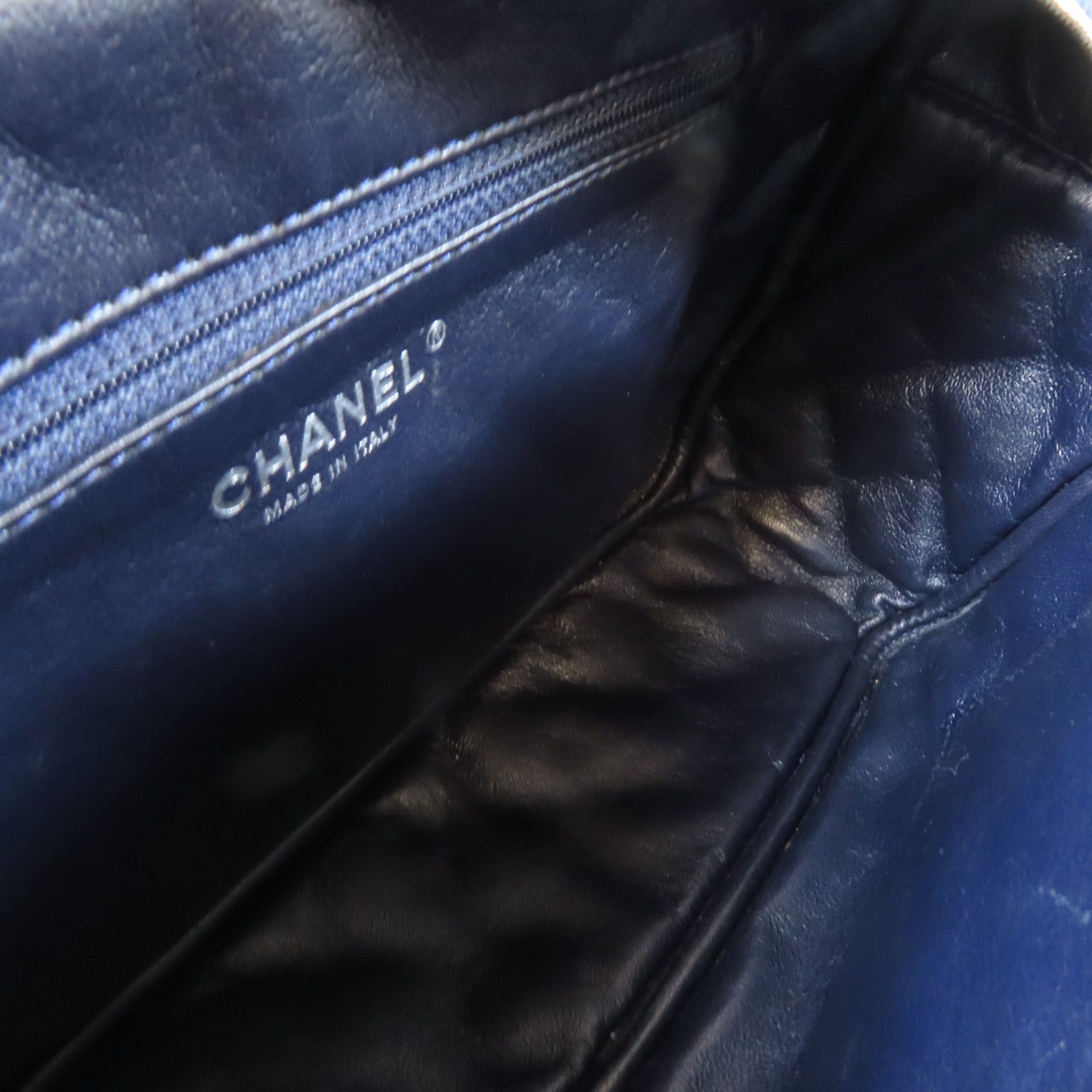 CHANEL 菱格羊皮皮革Chain Shoulder銀扣鏈帶肩背袋深藍色
