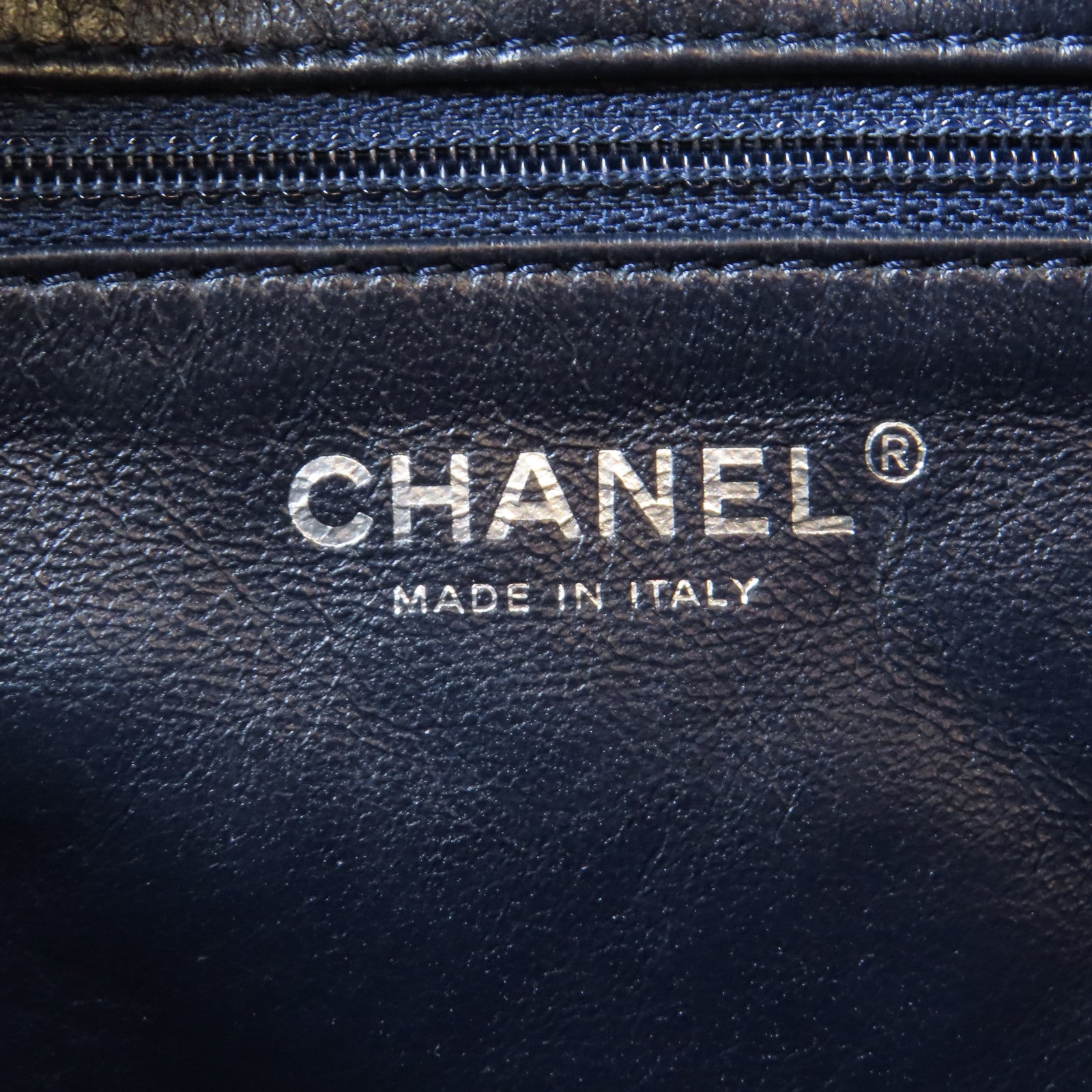 CHANEL 菱格羊皮皮革Chain Shoulder銀扣鏈帶肩背袋深藍色
