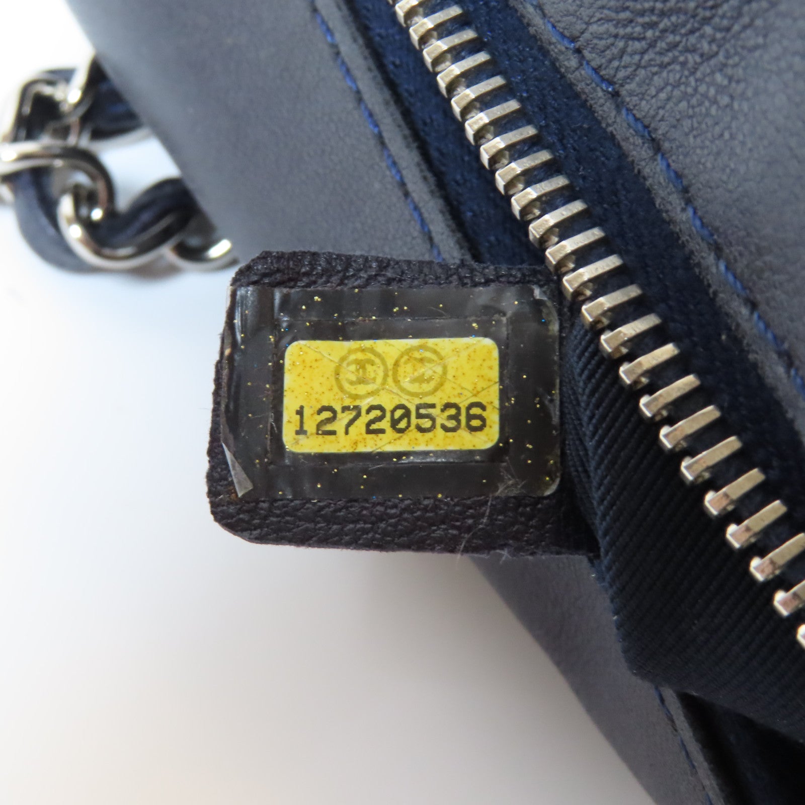 CHANEL 菱格羊皮皮革Chain Shoulder銀扣鏈帶肩背袋深藍色