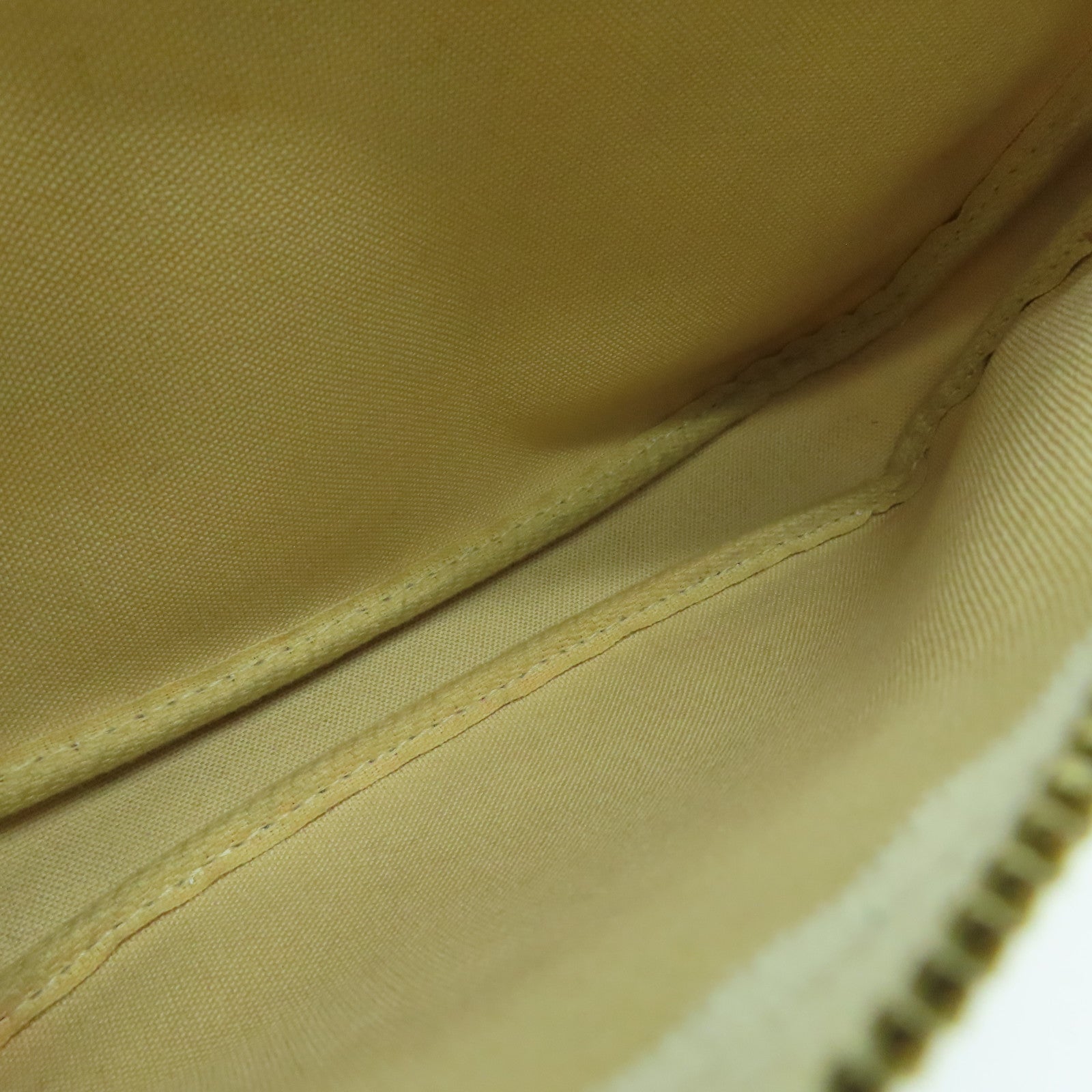 LOUIS VUITTON Damier Azur Pochette Accessories金扣手挽袋米白色