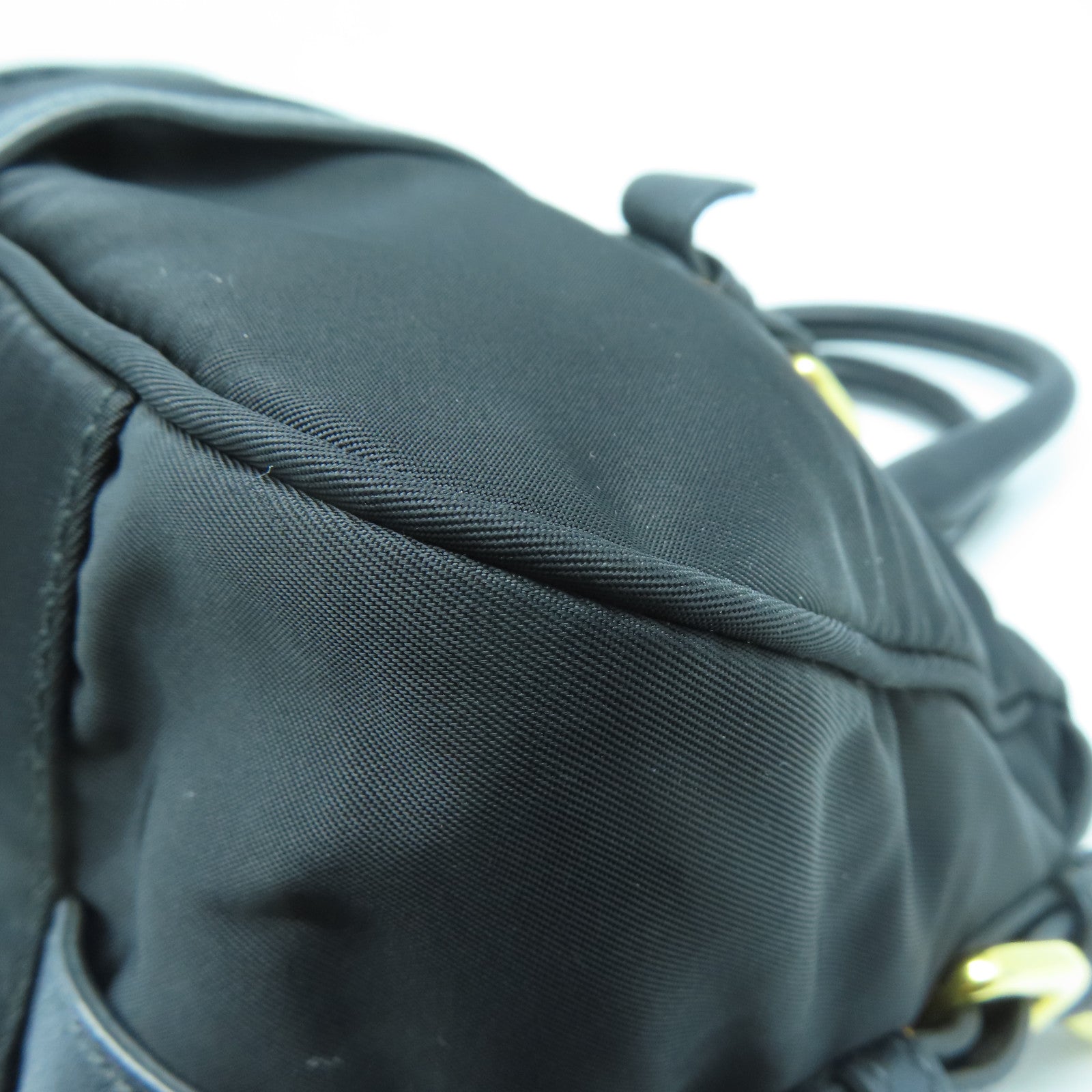 PRADA 尼龙2 way Shoulder金扣手挽肩背两用袋