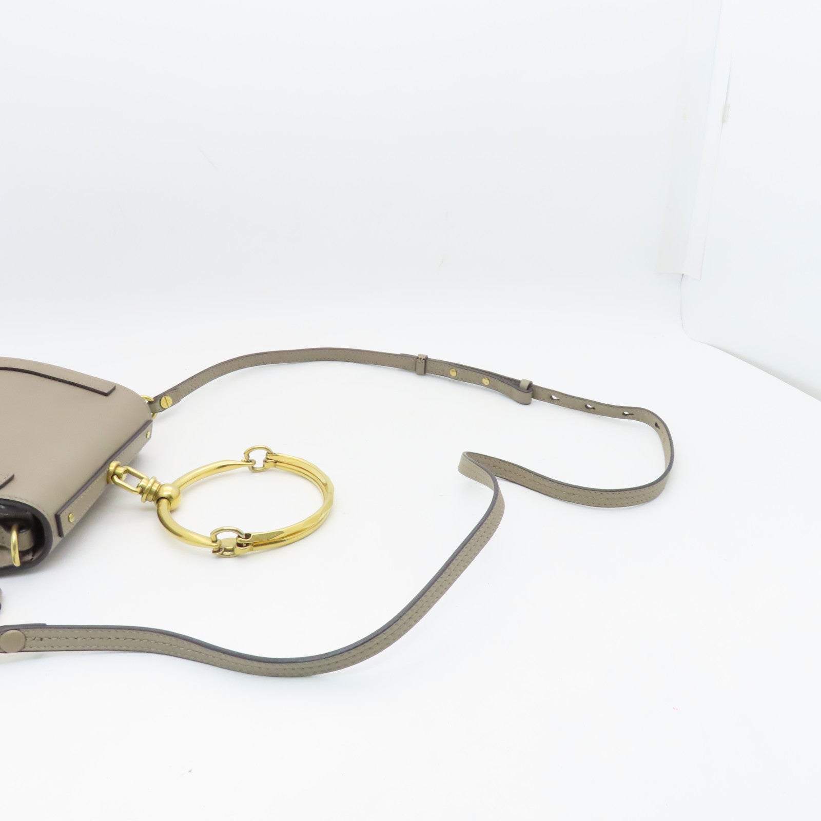 Chloe cowhide leather Bracelet Nile gold buckle handle shoulder bag gray
