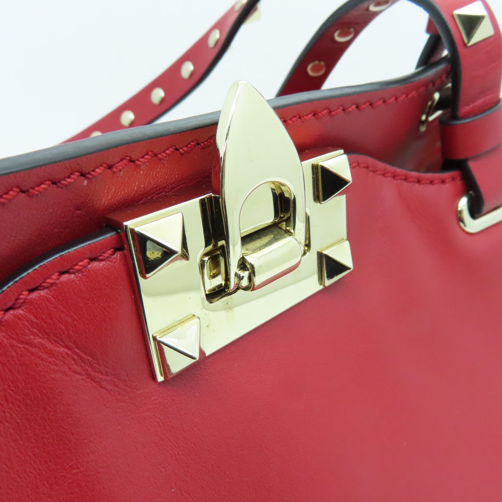 Valentino sheepskin leather 2way Shoulder Bag gold buckle handle shoulder bag red