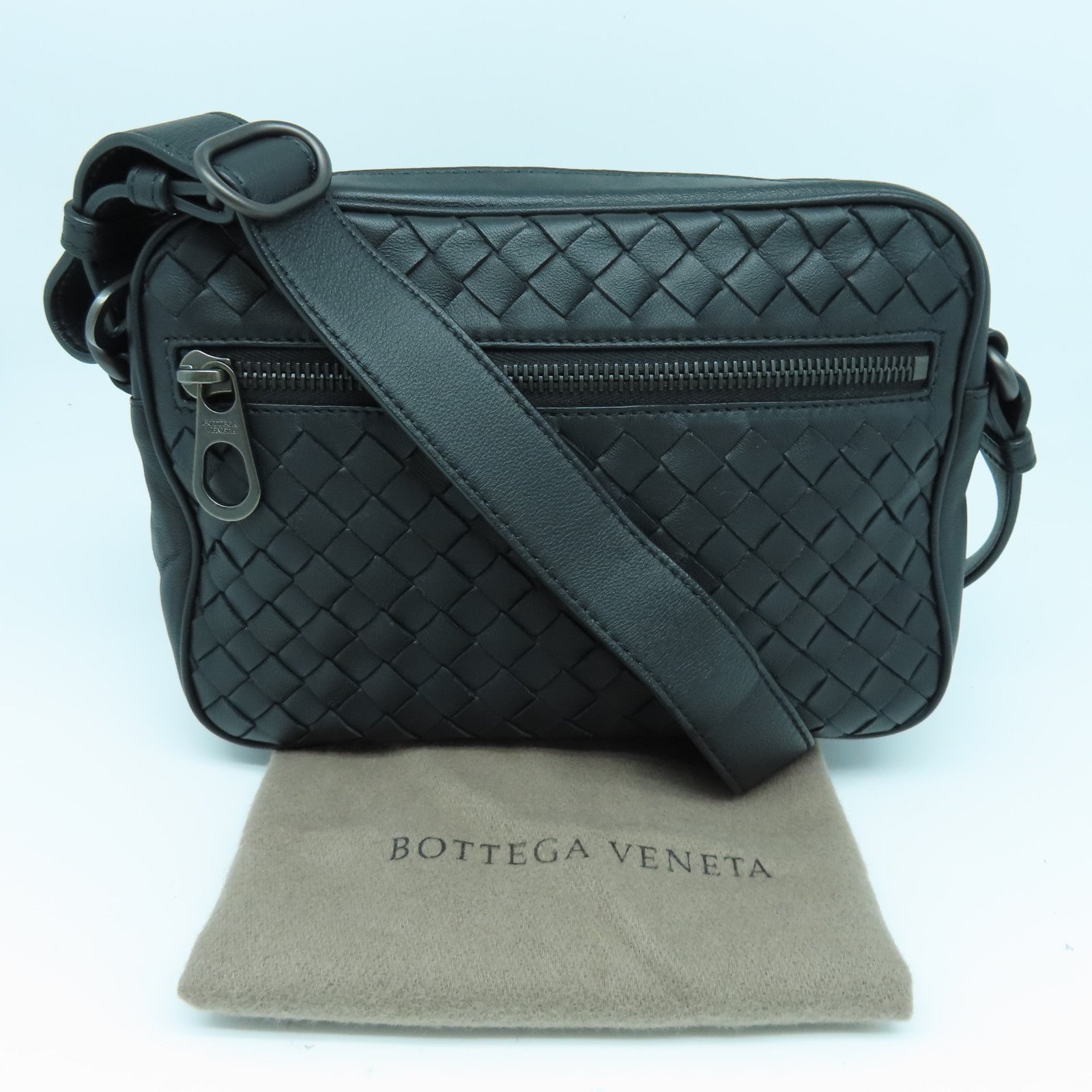 BOTTEGA VENETA 织纹皮革Shoulder Bag肩背袋黑色