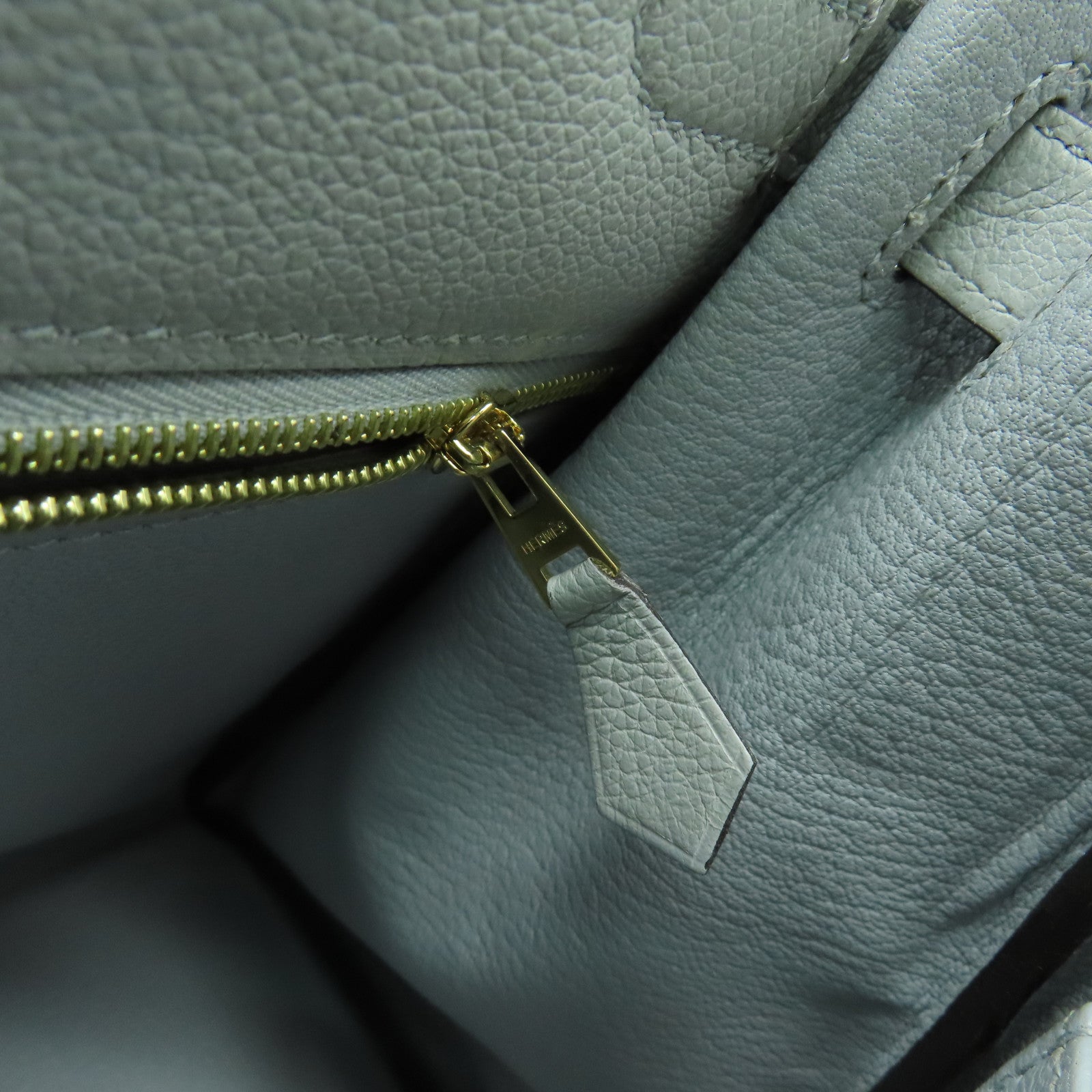 HERMES Evercolor皮革Kelly 28金扣手挽肩背兩用袋淺藍色