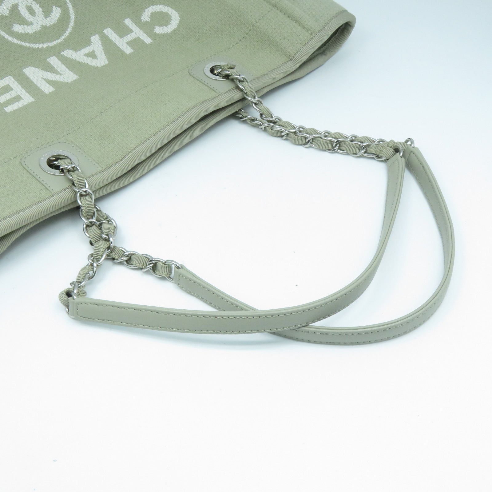 CHANEL 帆布Deauville Tote Bag銀扣肩背兩用袋灰色