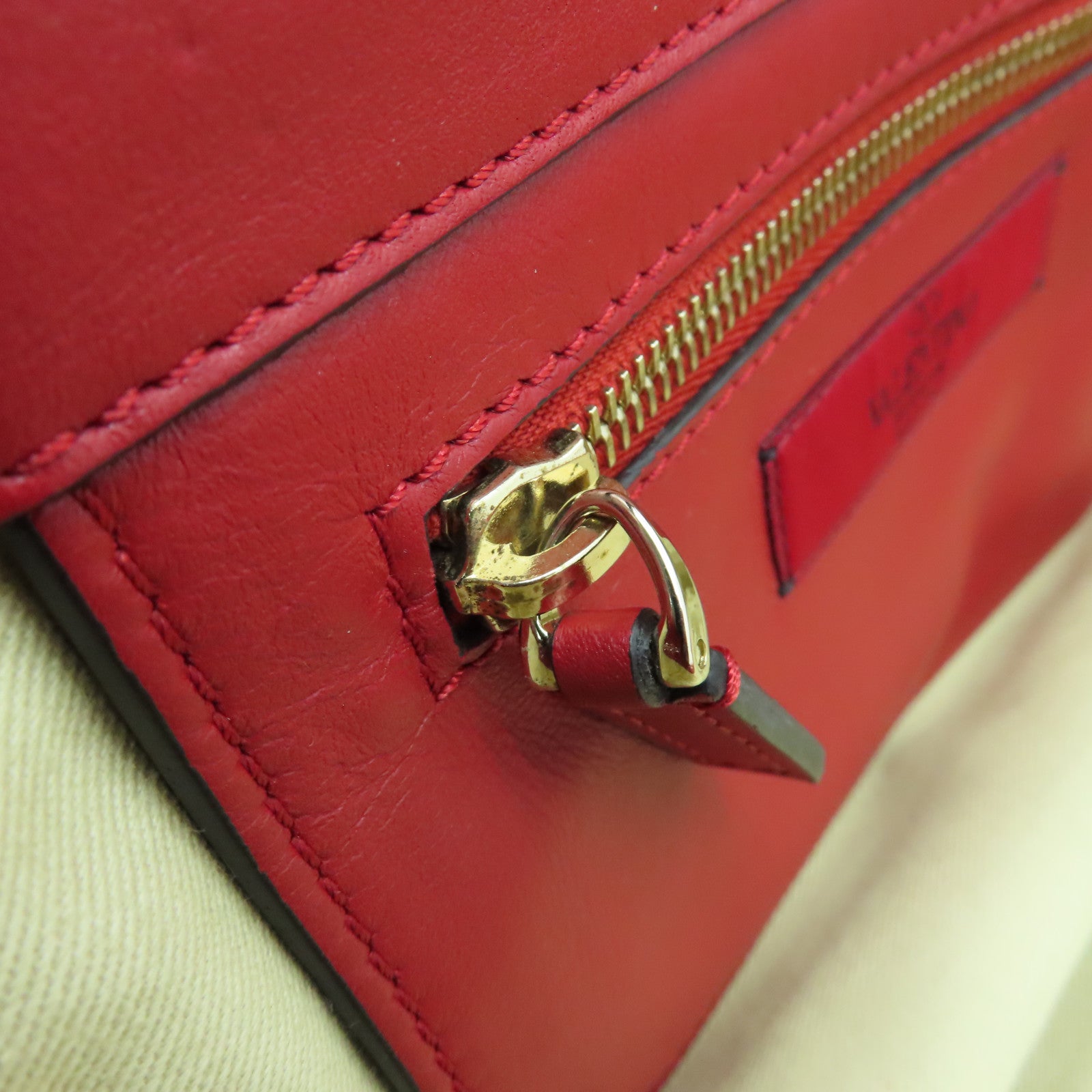 Valentino sheepskin leather 2way Shoulder Bag gold buckle handle shoulder bag red