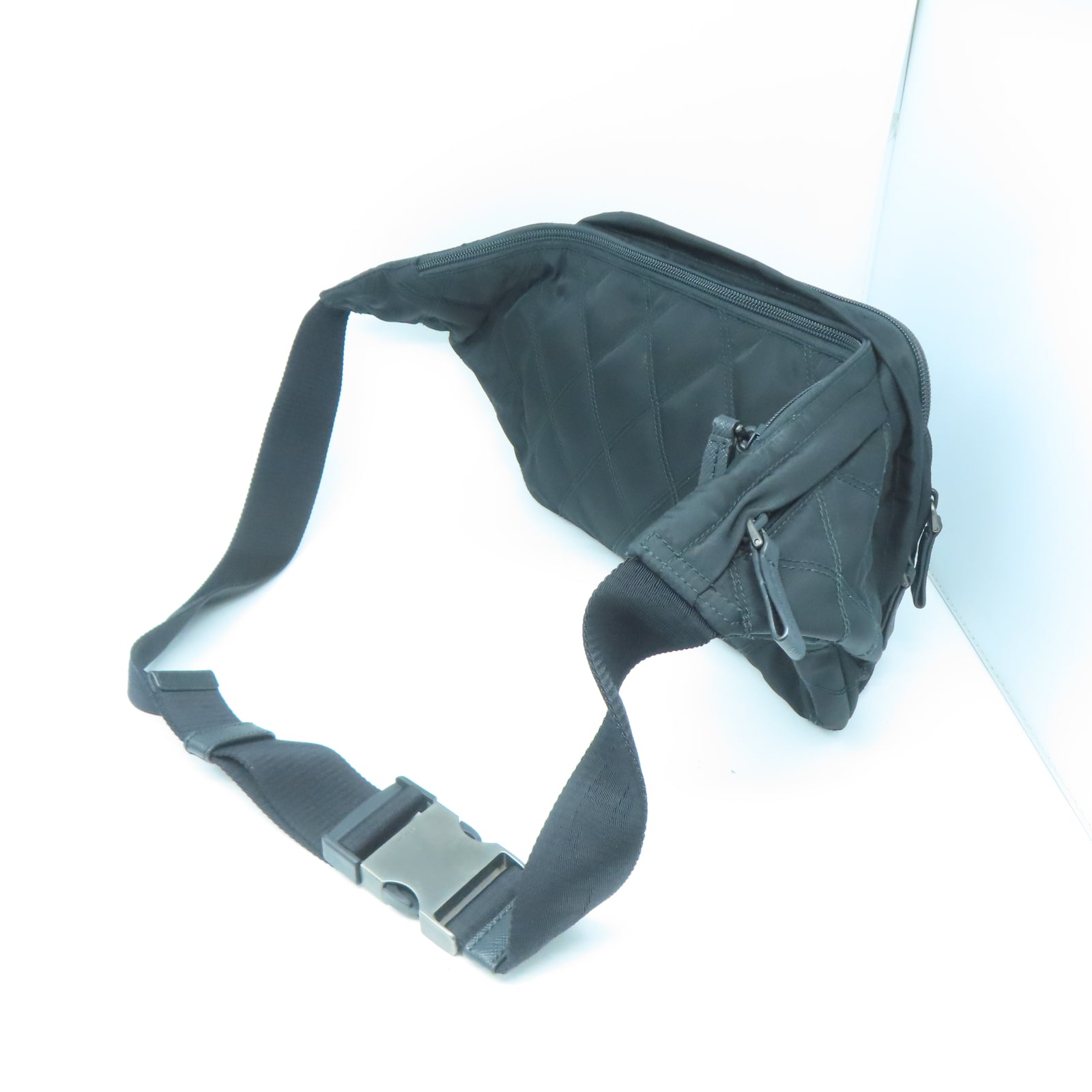 PRADA 尼龍Waist Bag銀扣腰包黑色