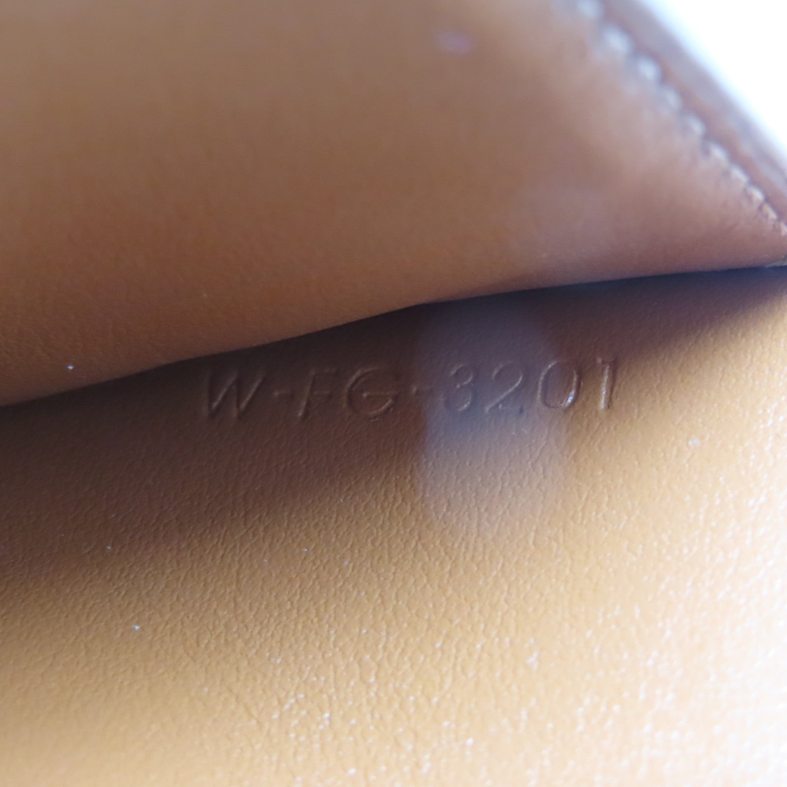 CELINE 塗層帆布/牛皮皮革Wallet金扣錢包白色