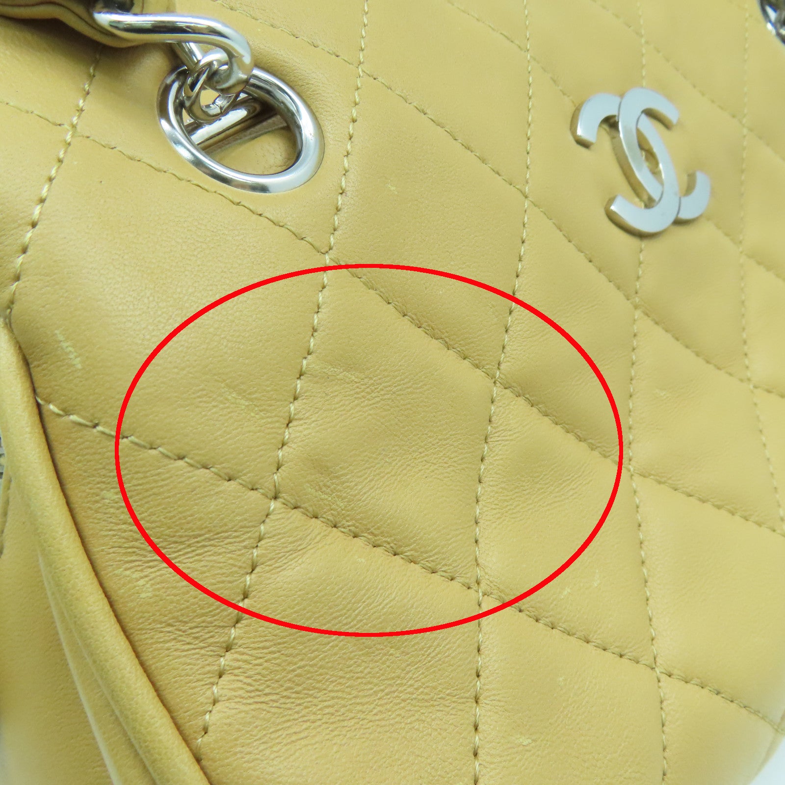 CHANEL 菱格羊皮皮革Chain Shoulder銀扣鏈帶肩背袋杏色